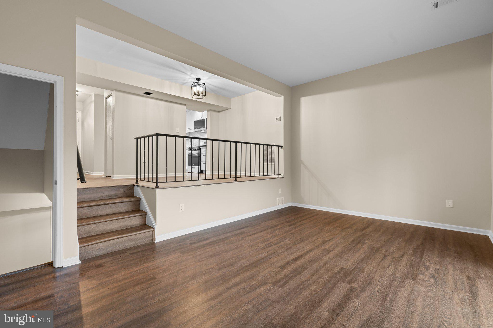 HERITAGE WALK - Residential