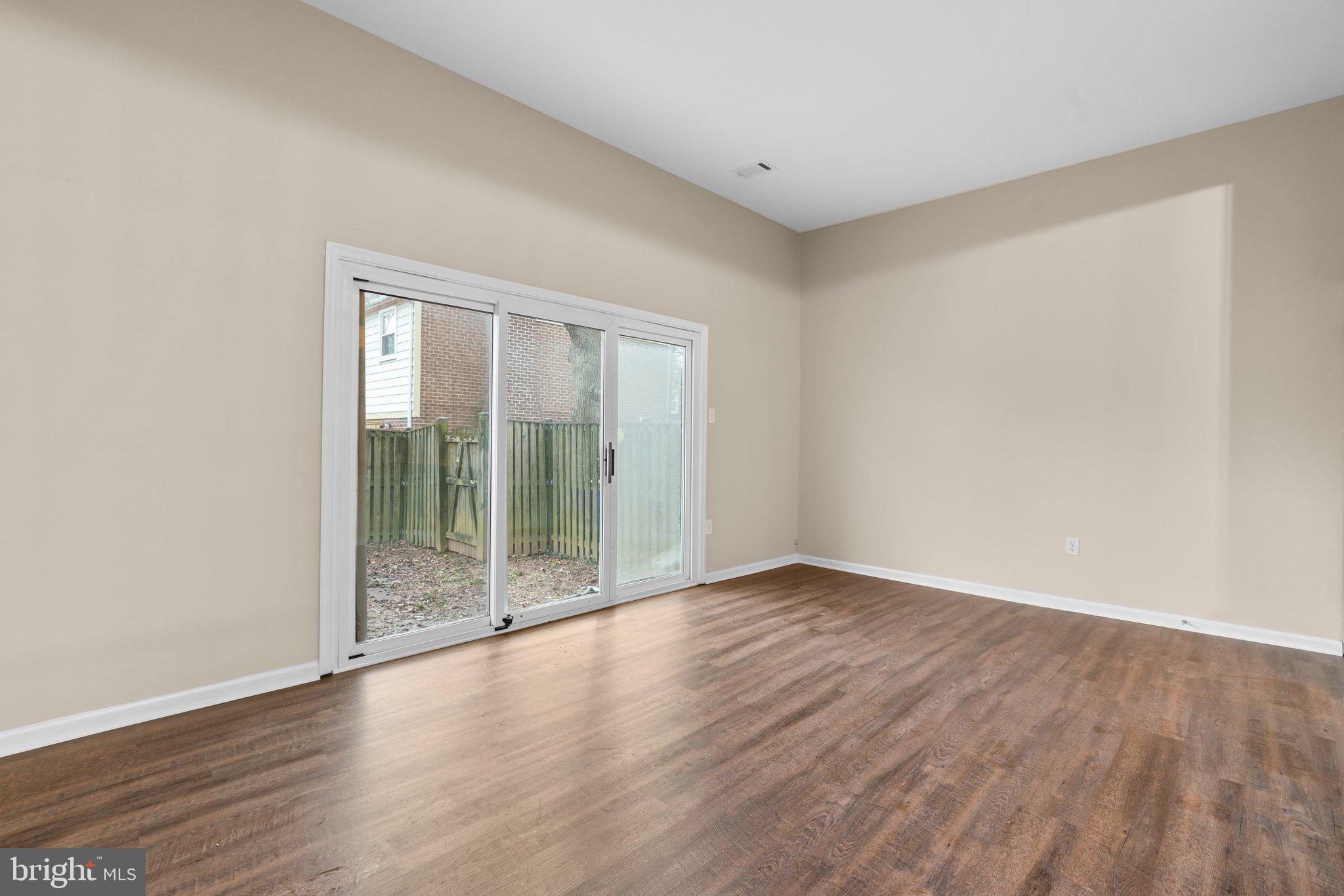 HERITAGE WALK - Residential