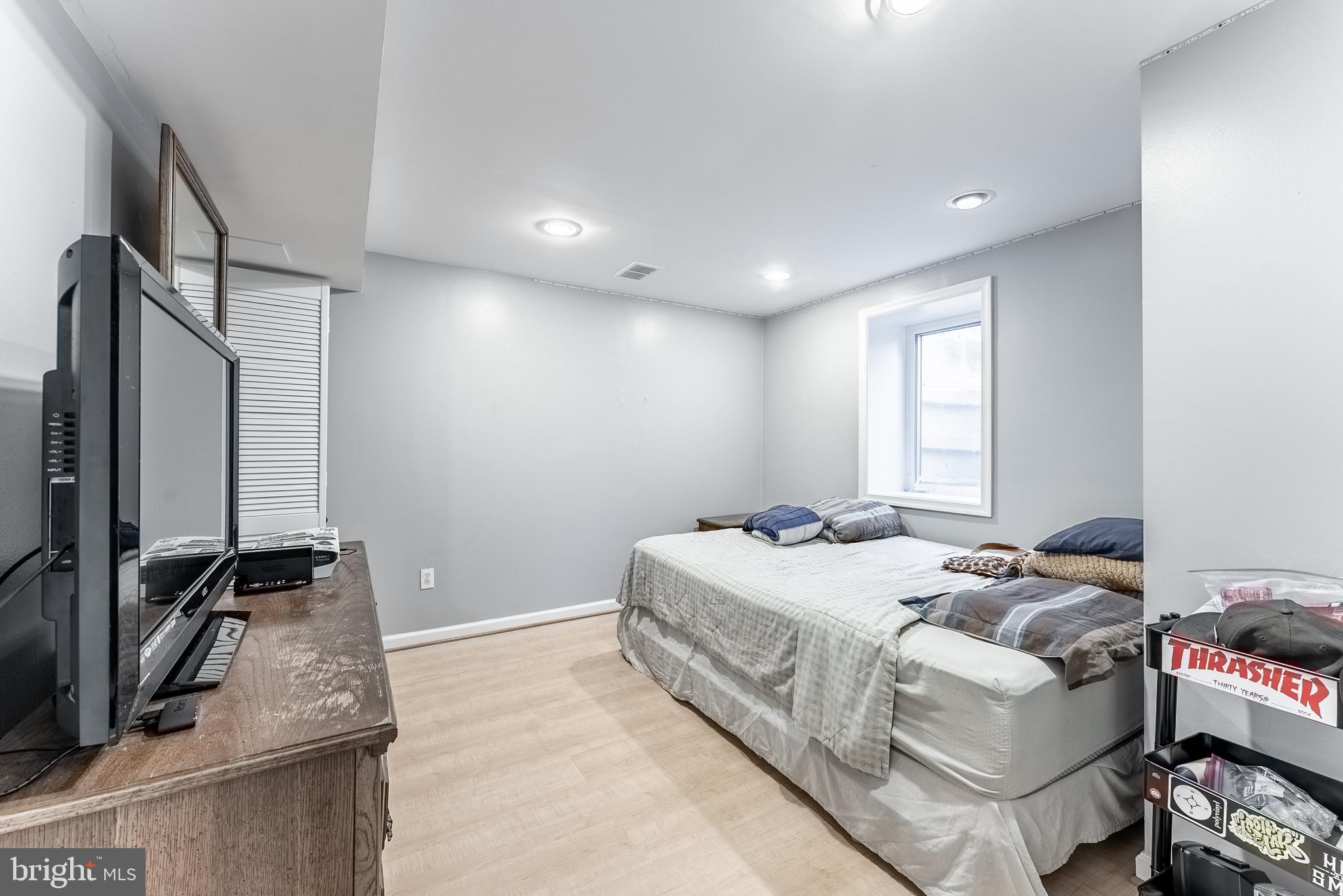 VIRGINIA HILLS - Residential