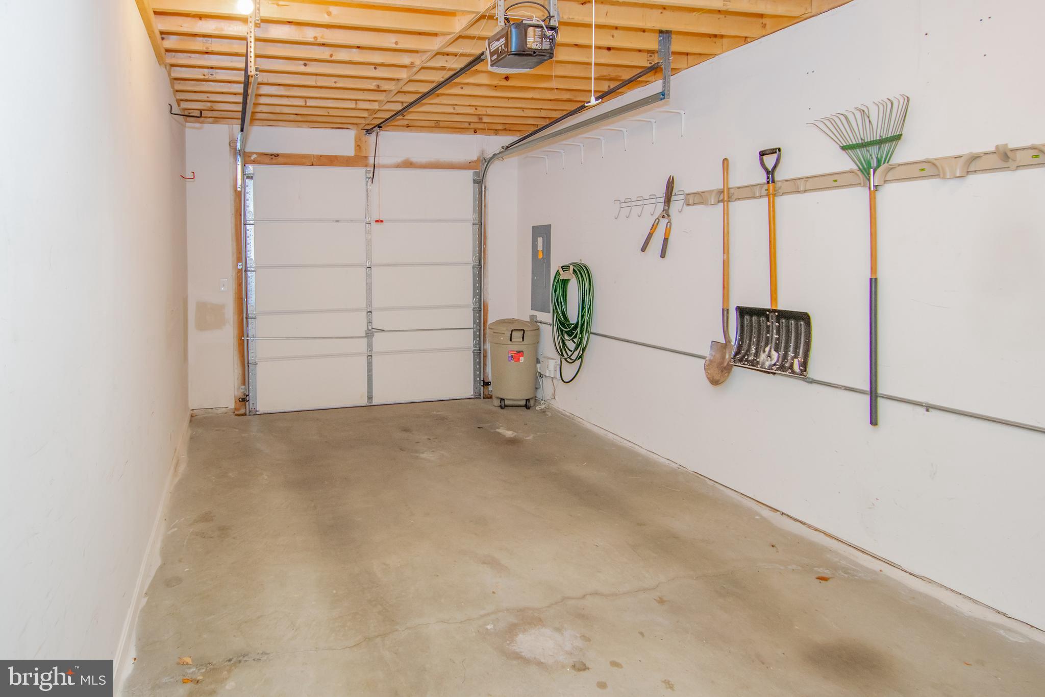 HOPEWELL POINTE - Residential Lease