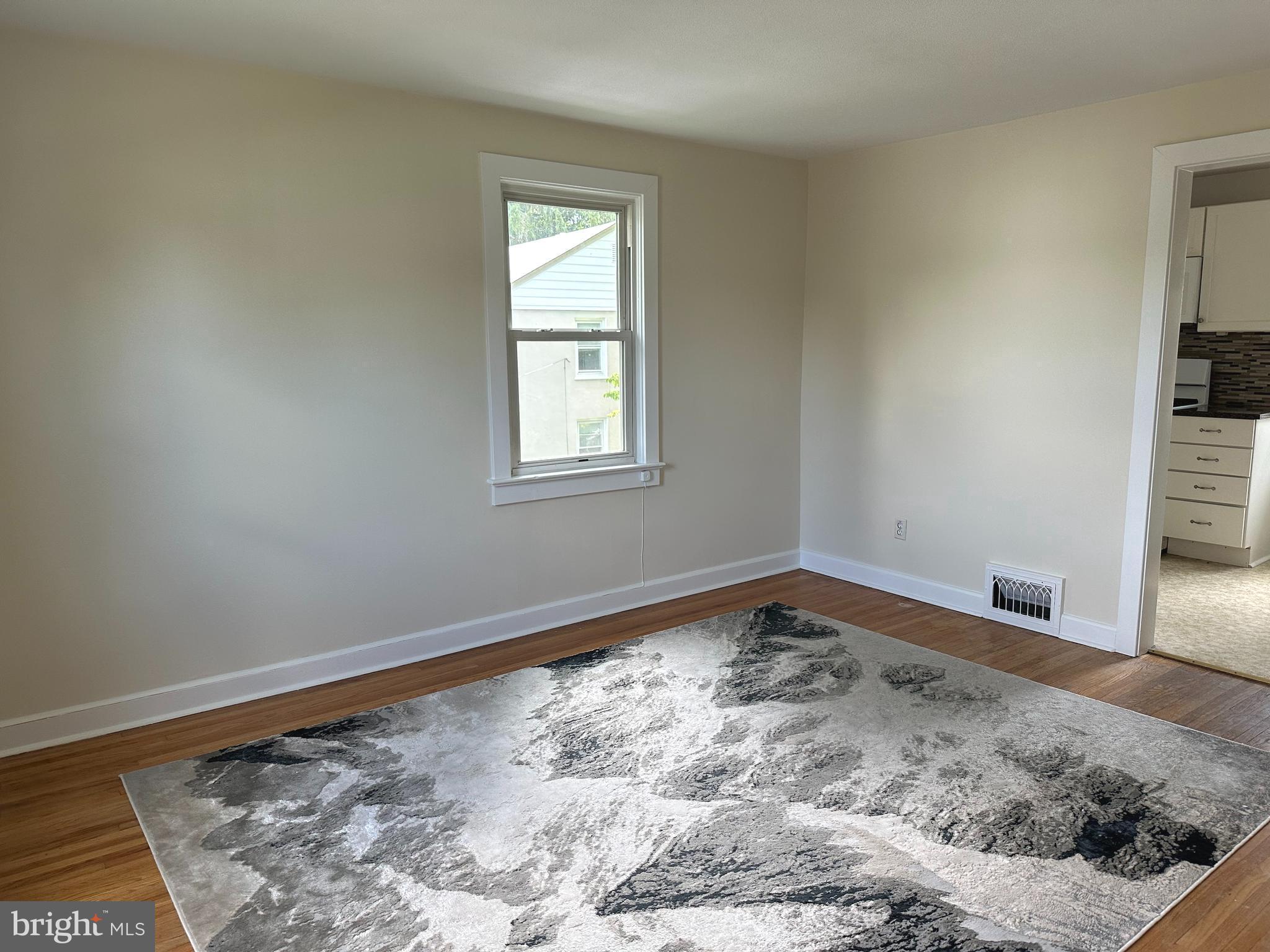 526 PINGREE AVENUE 2ND FLOOR