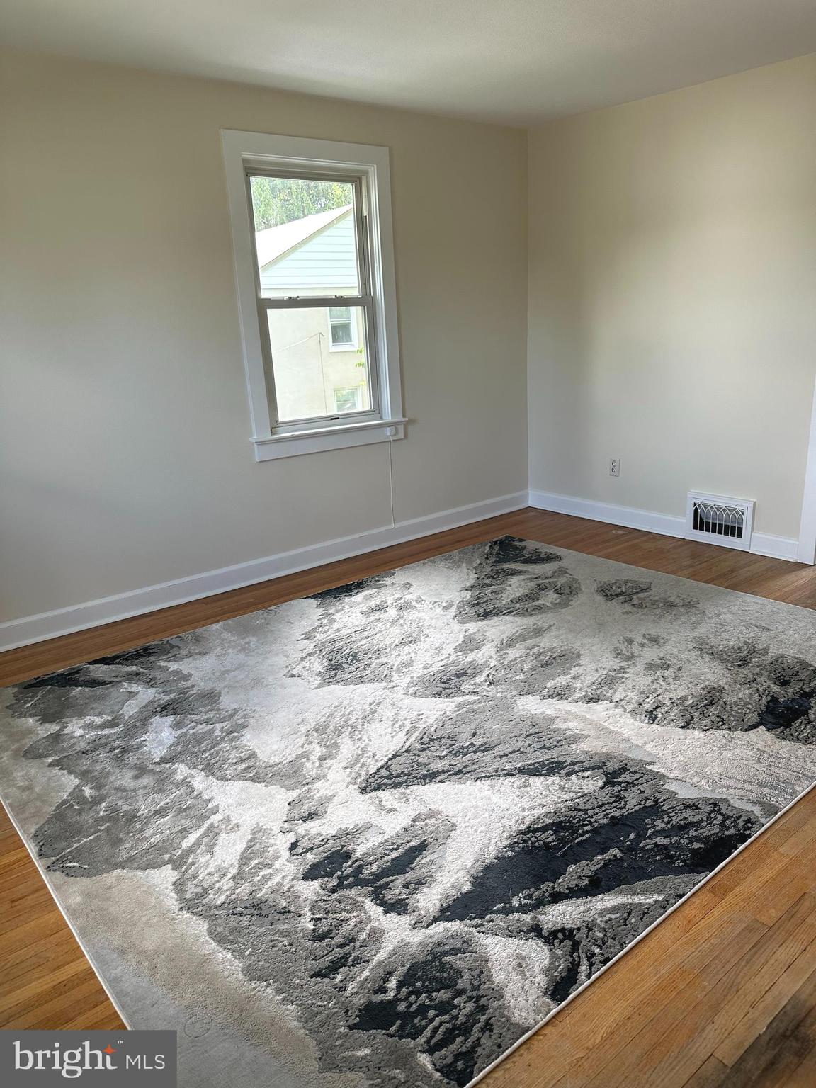 526 PINGREE AVENUE 2ND FLOOR