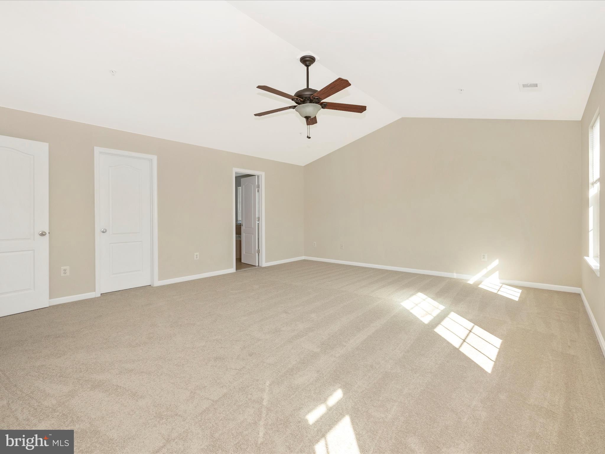 SUN MEADOW - Residential