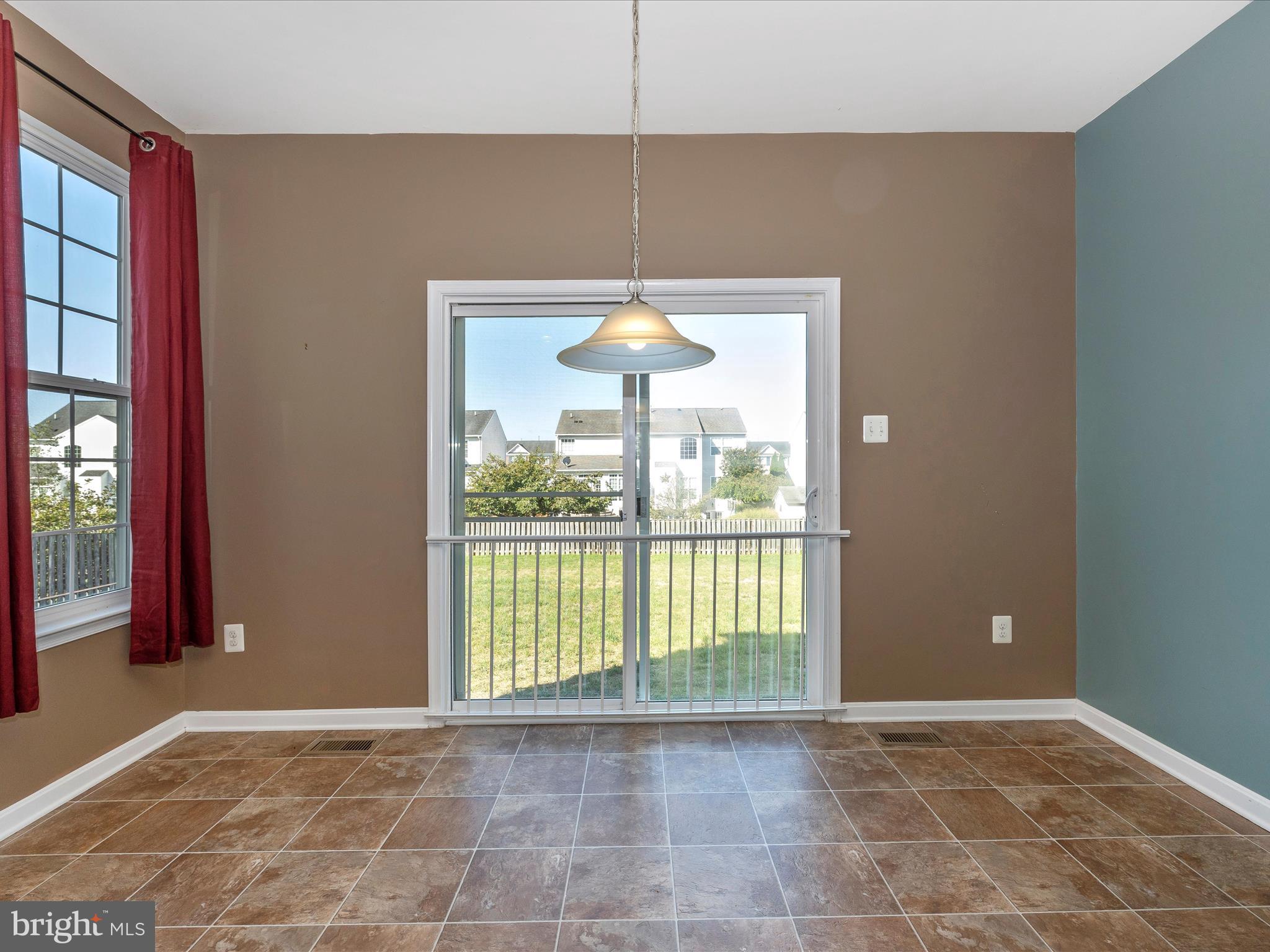 SUN MEADOW - Residential