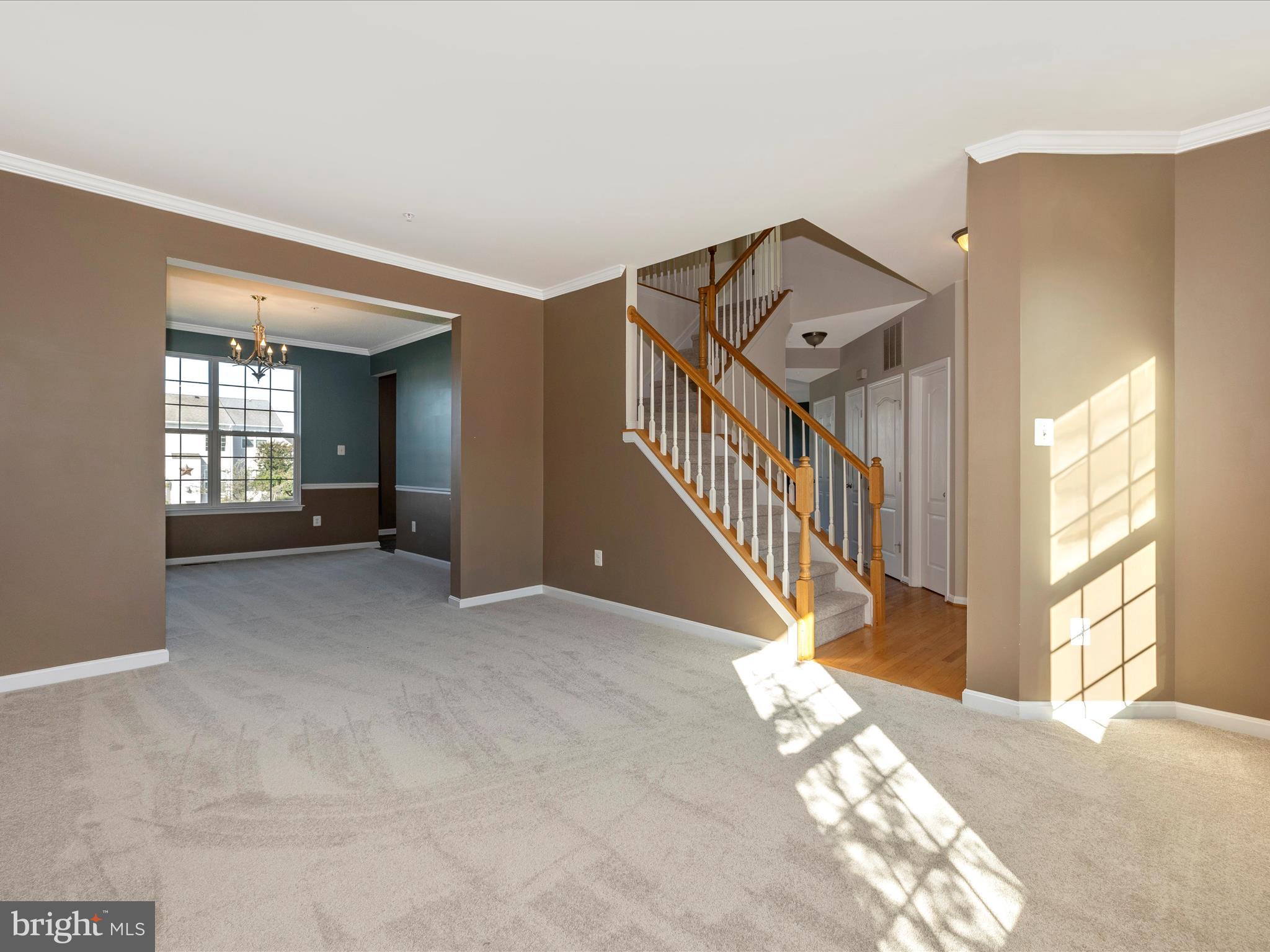 SUN MEADOW - Residential