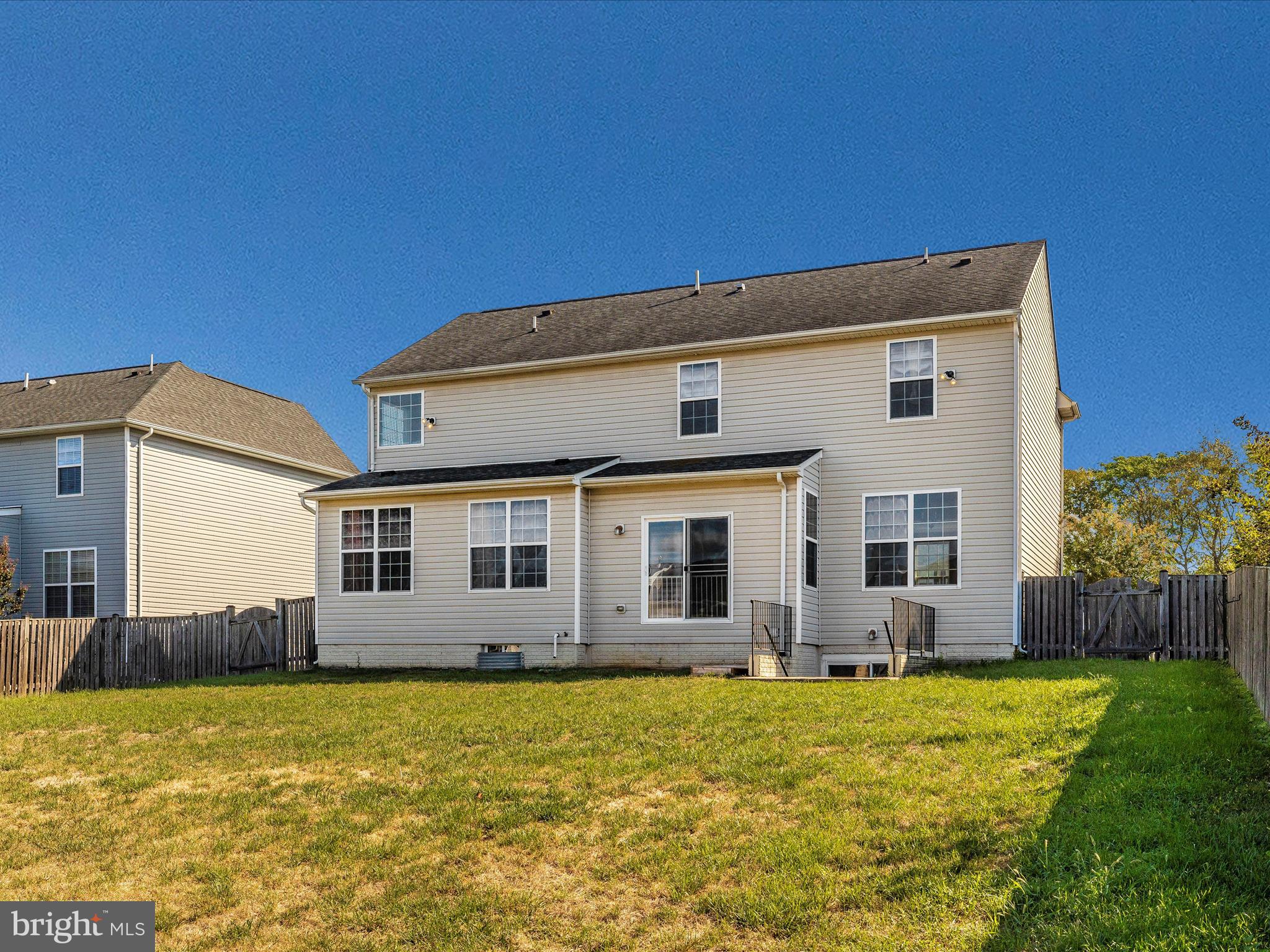 SUN MEADOW - Residential