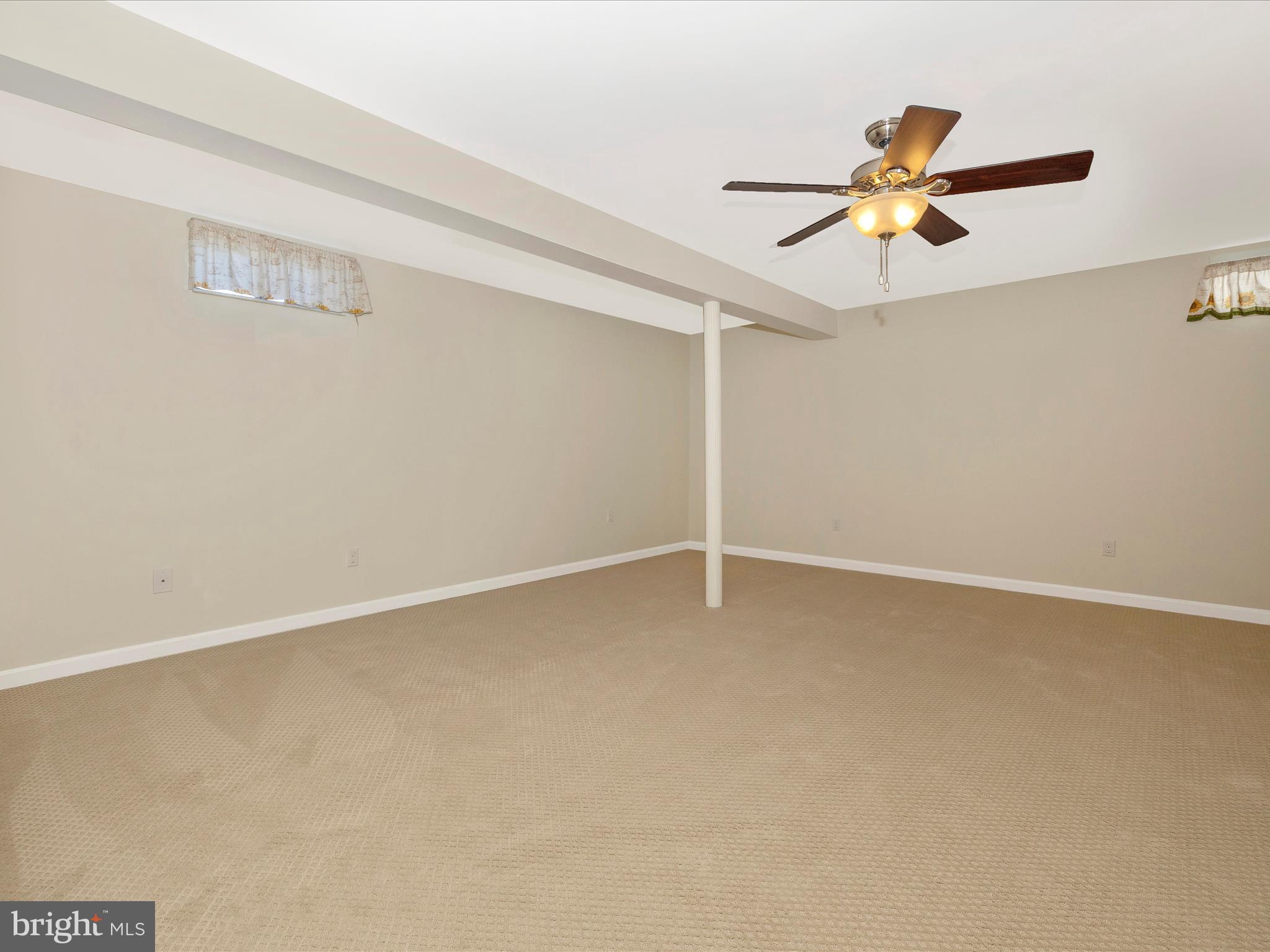 SUN MEADOW - Residential