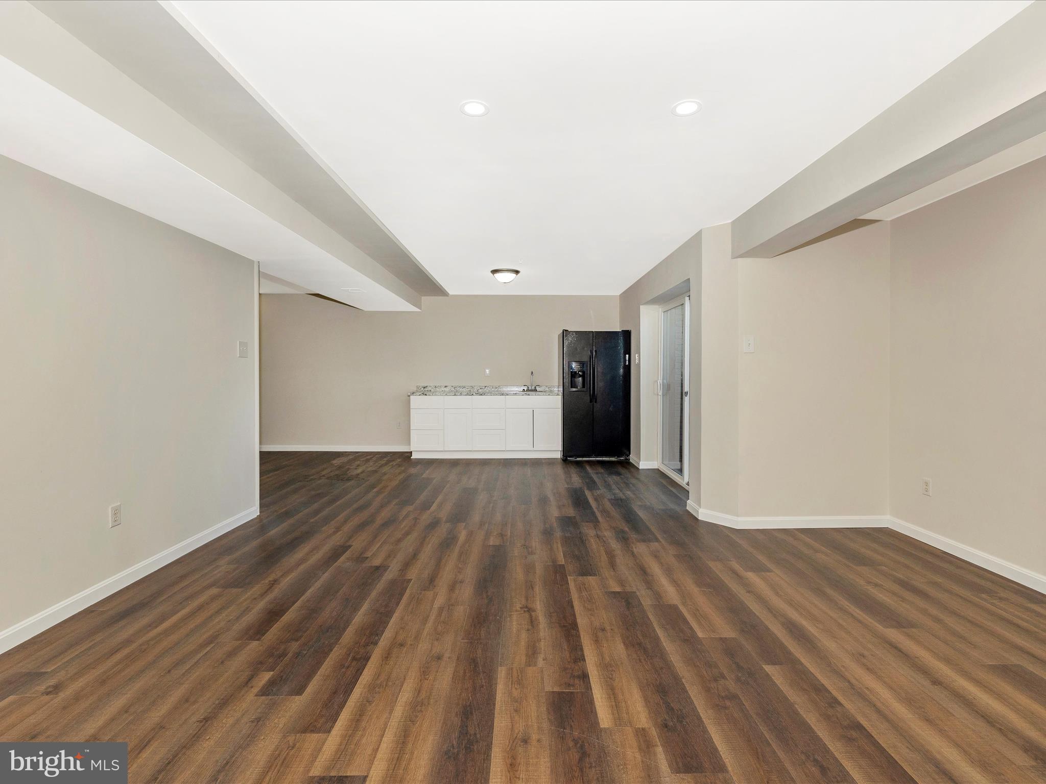 SUN MEADOW - Residential