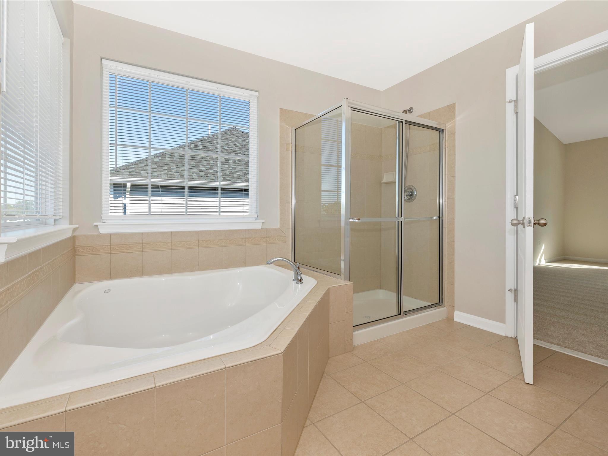 SUN MEADOW - Residential