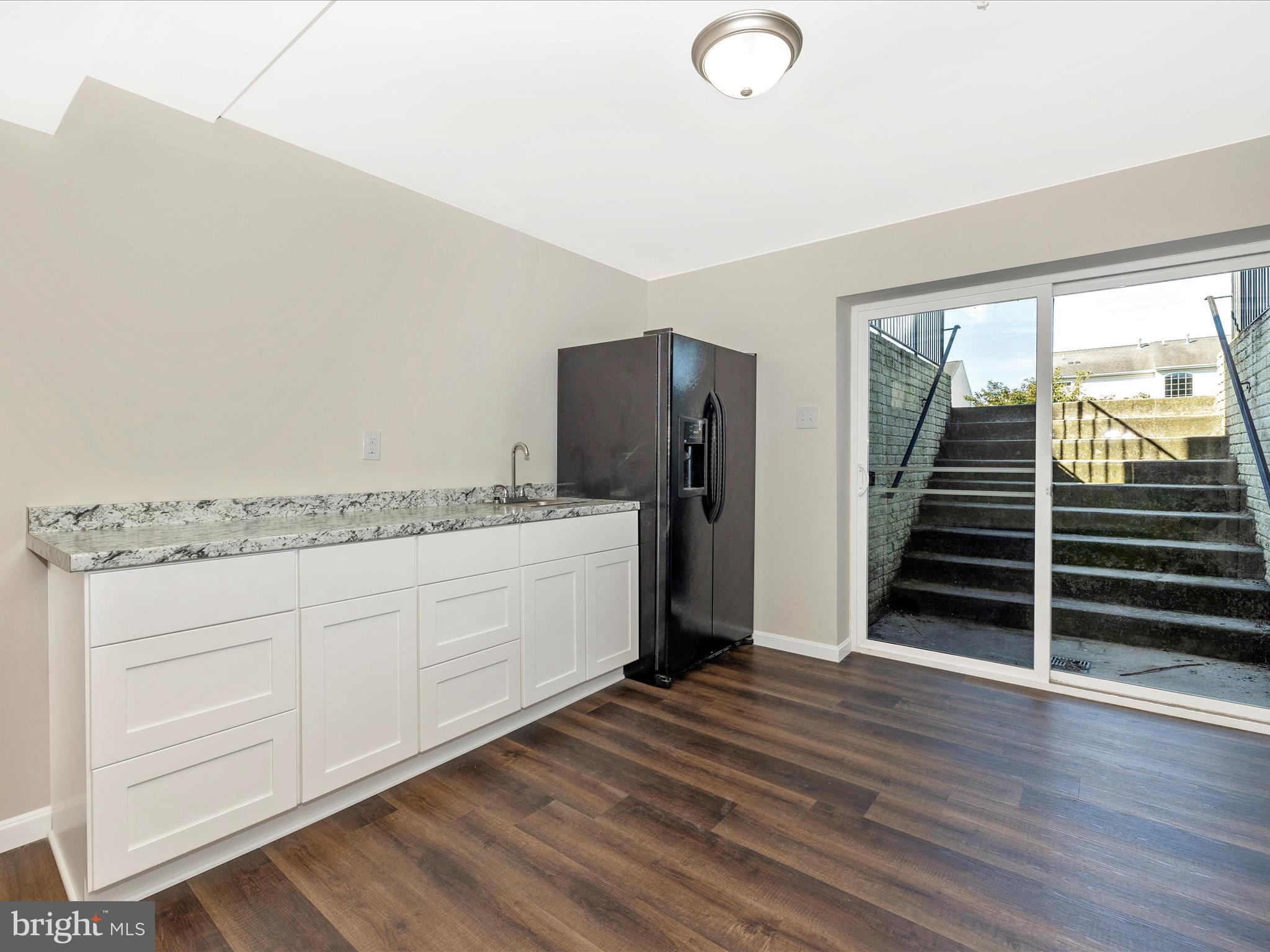 SUN MEADOW - Residential