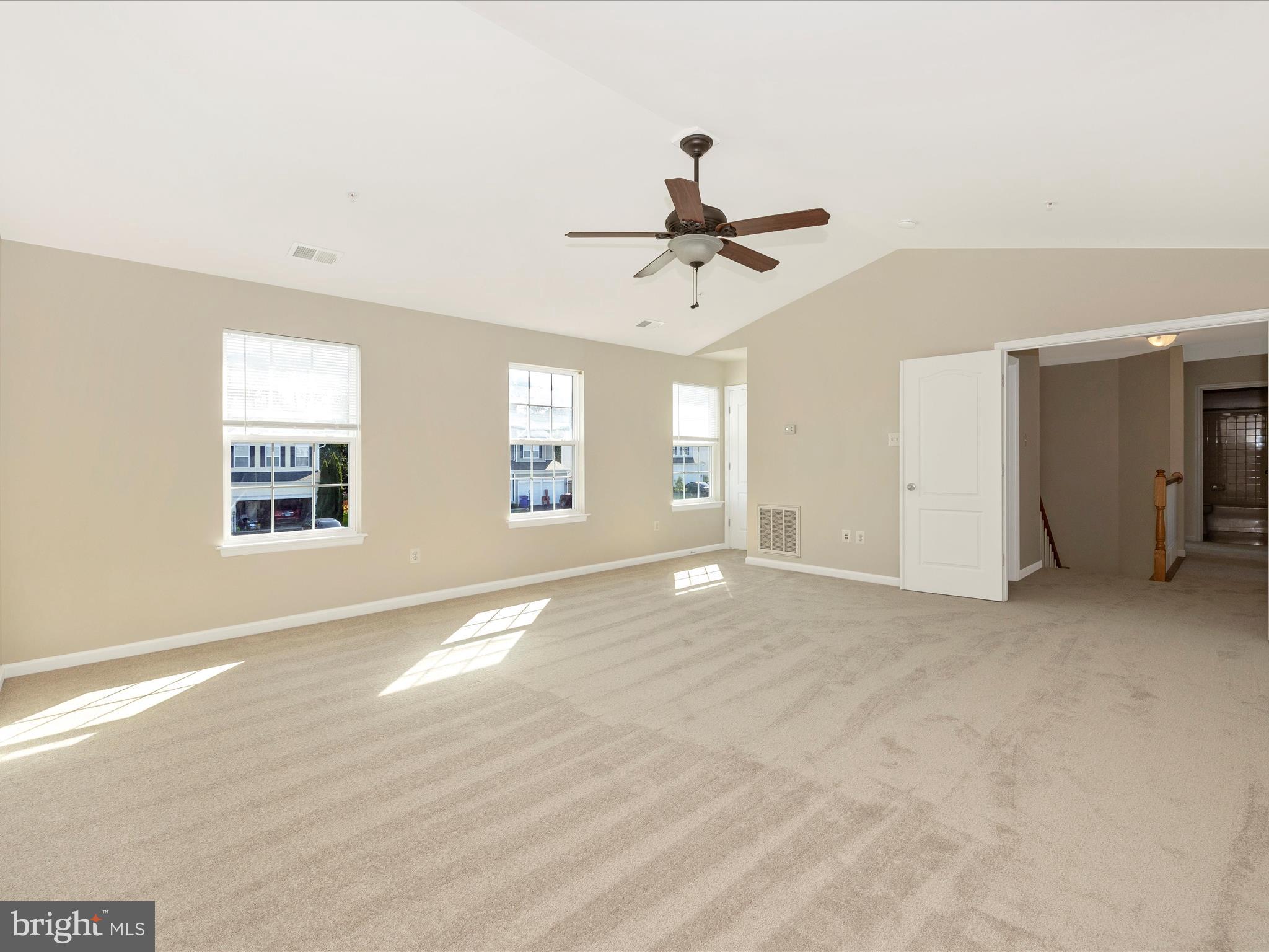 SUN MEADOW - Residential