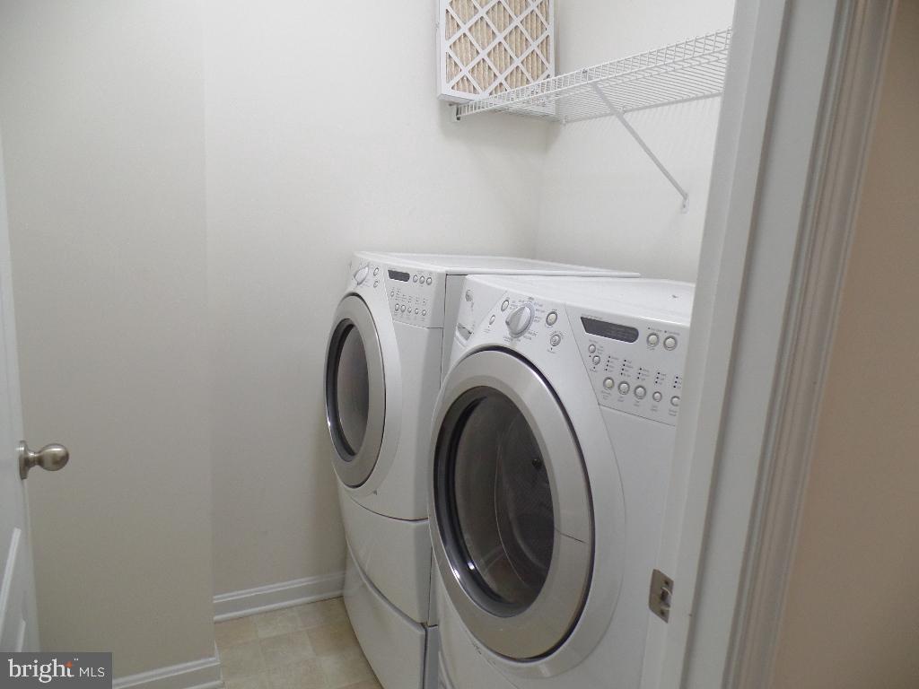 SUN MEADOW - Residential