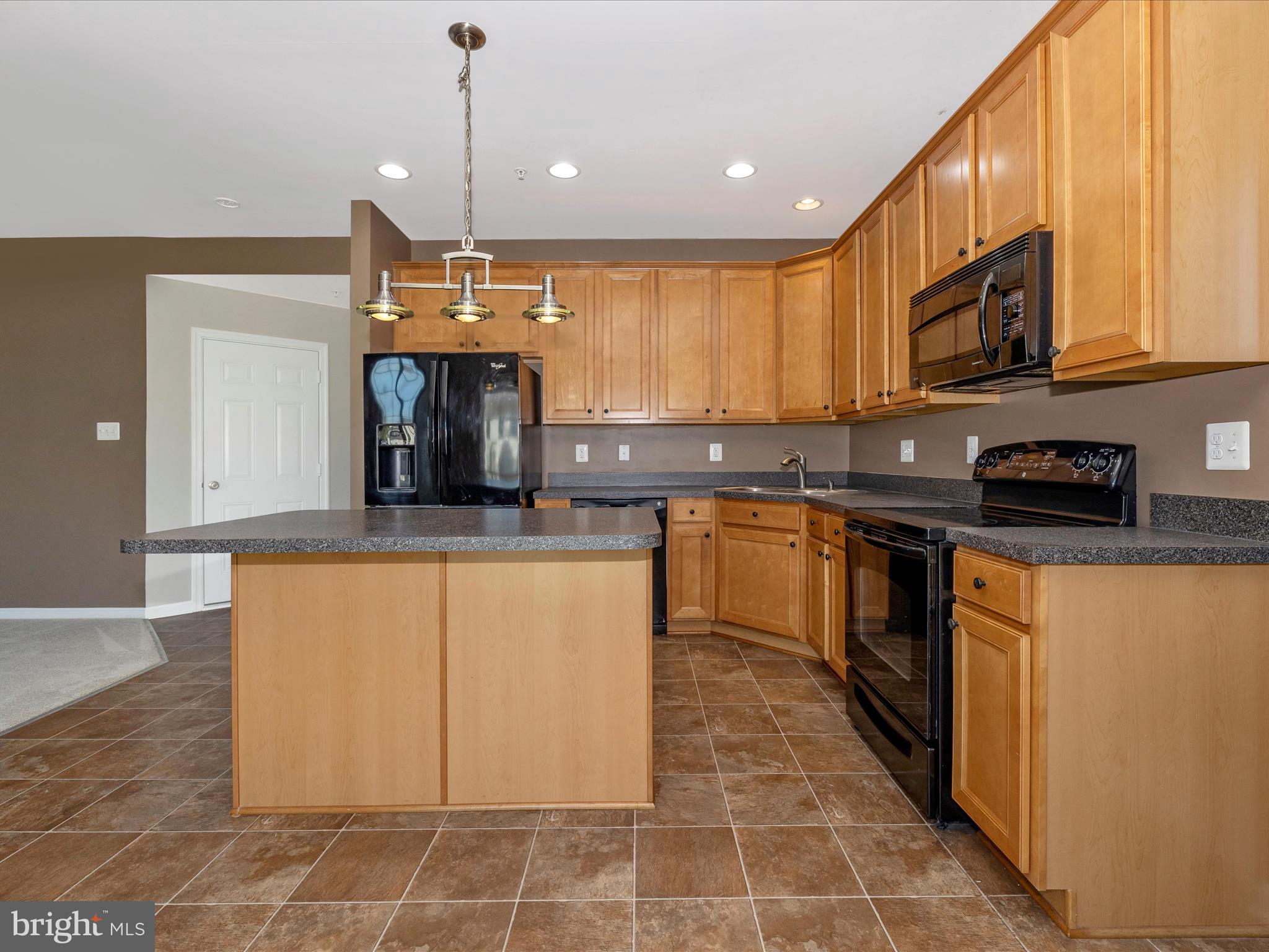 SUN MEADOW - Residential