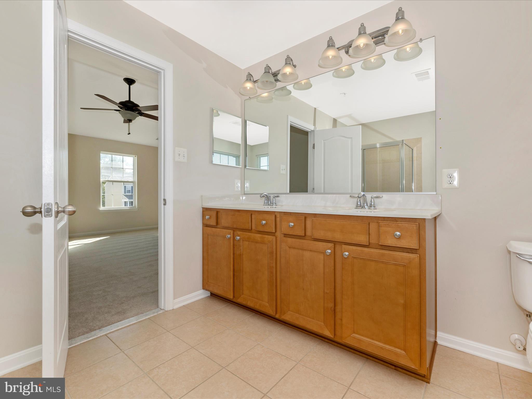 SUN MEADOW - Residential