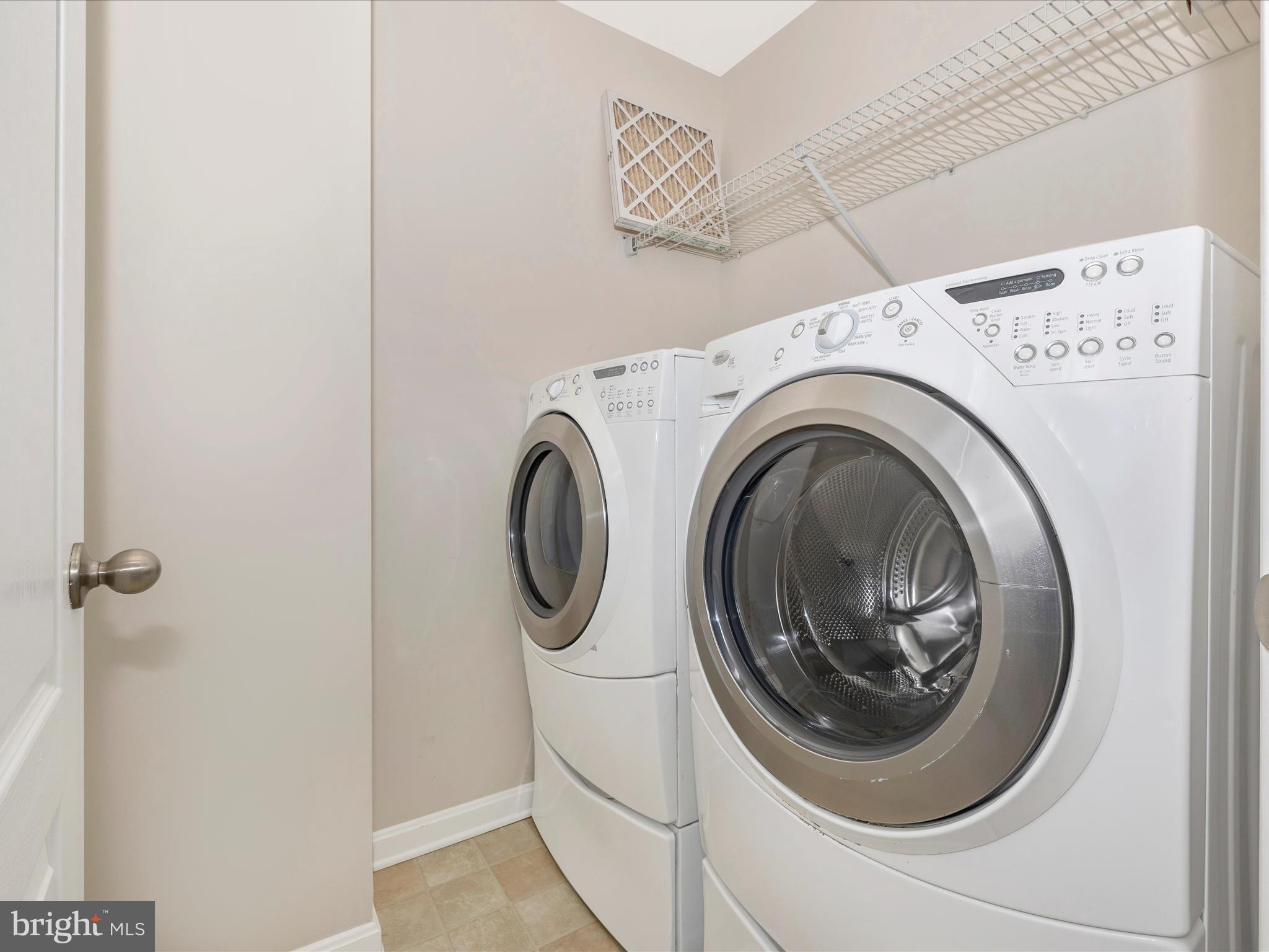 SUN MEADOW - Residential