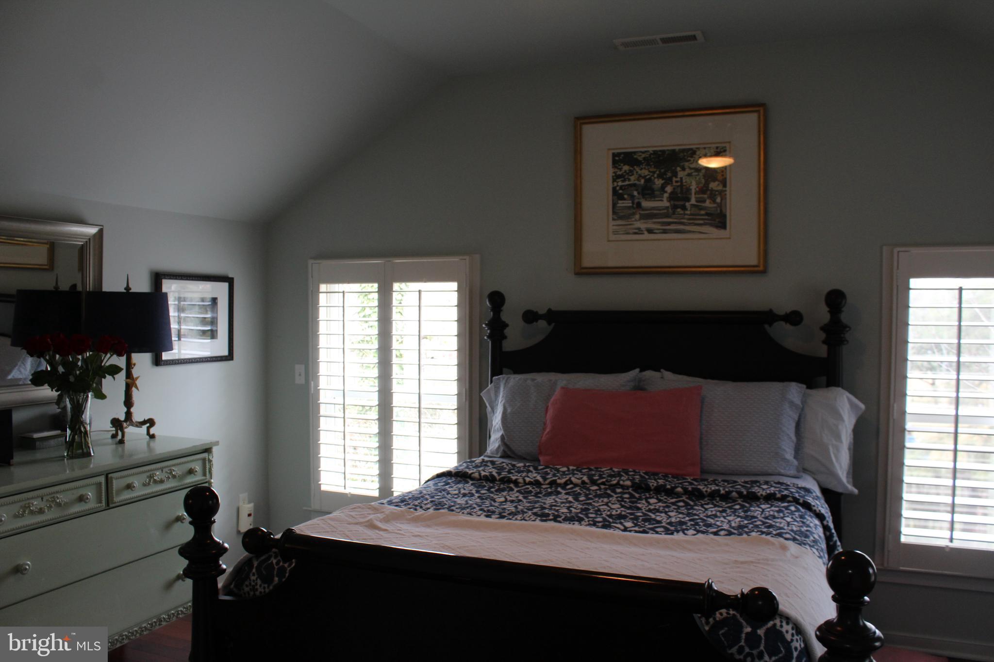 EASTON - Residential