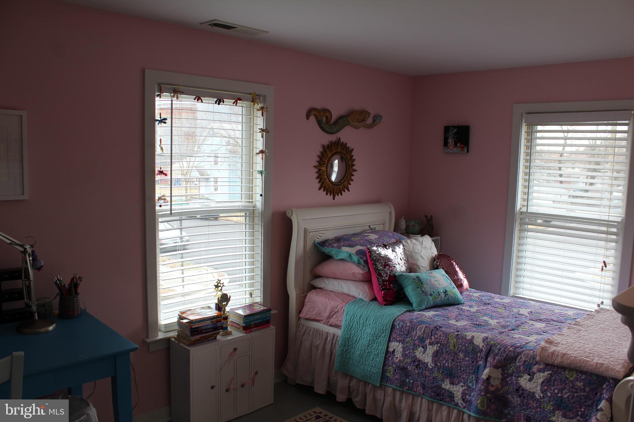 EASTON - Residential