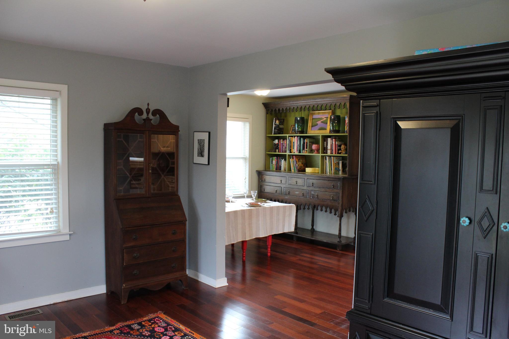 EASTON - Residential