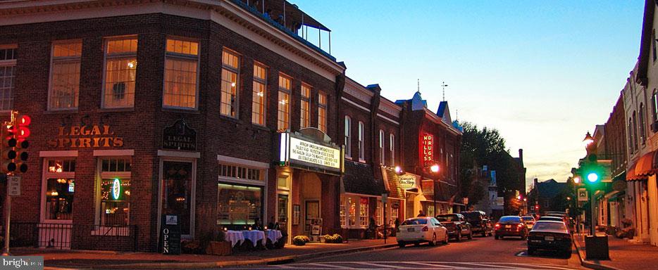 EASTON - Residential