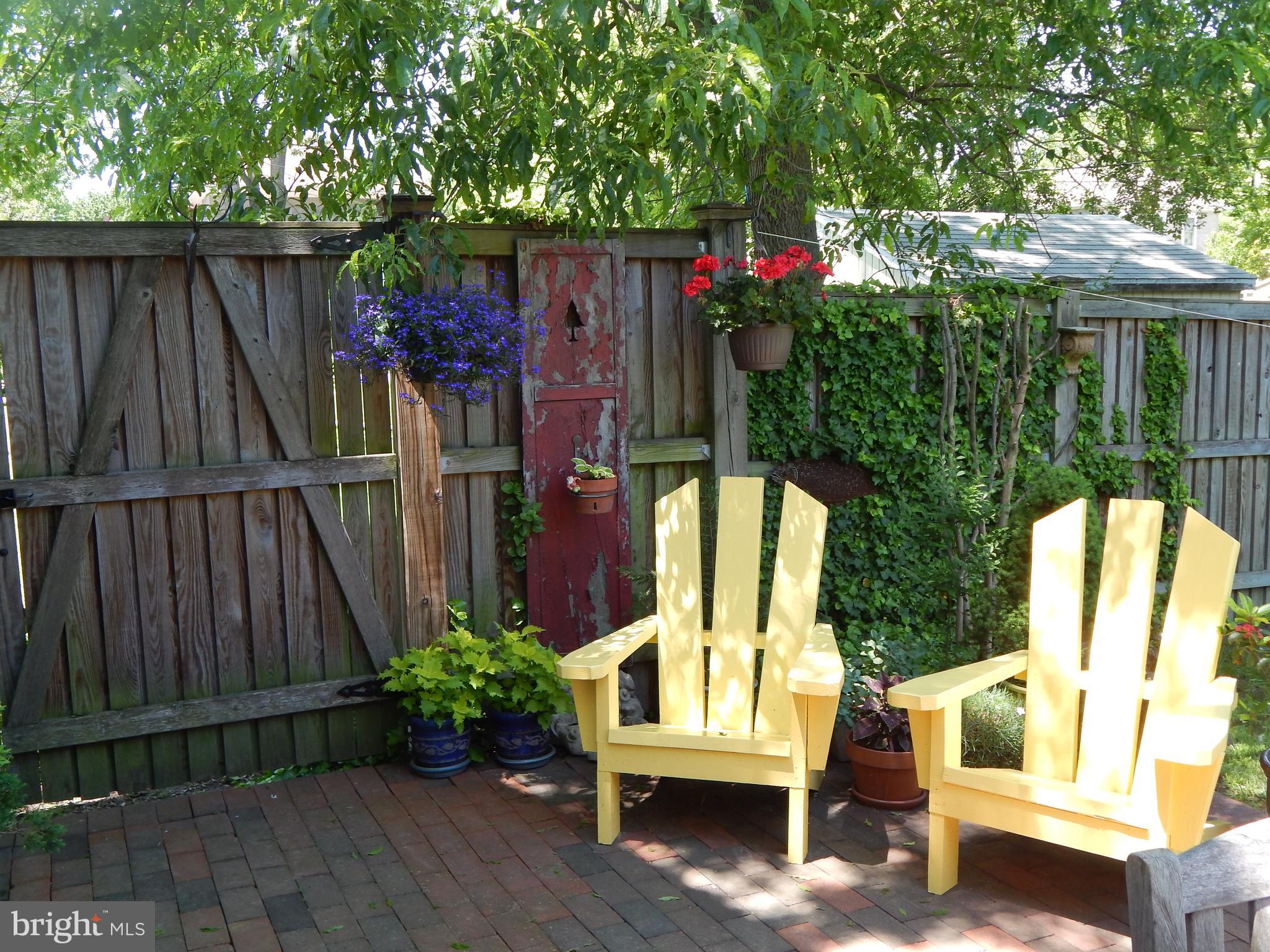 EASTON - Residential