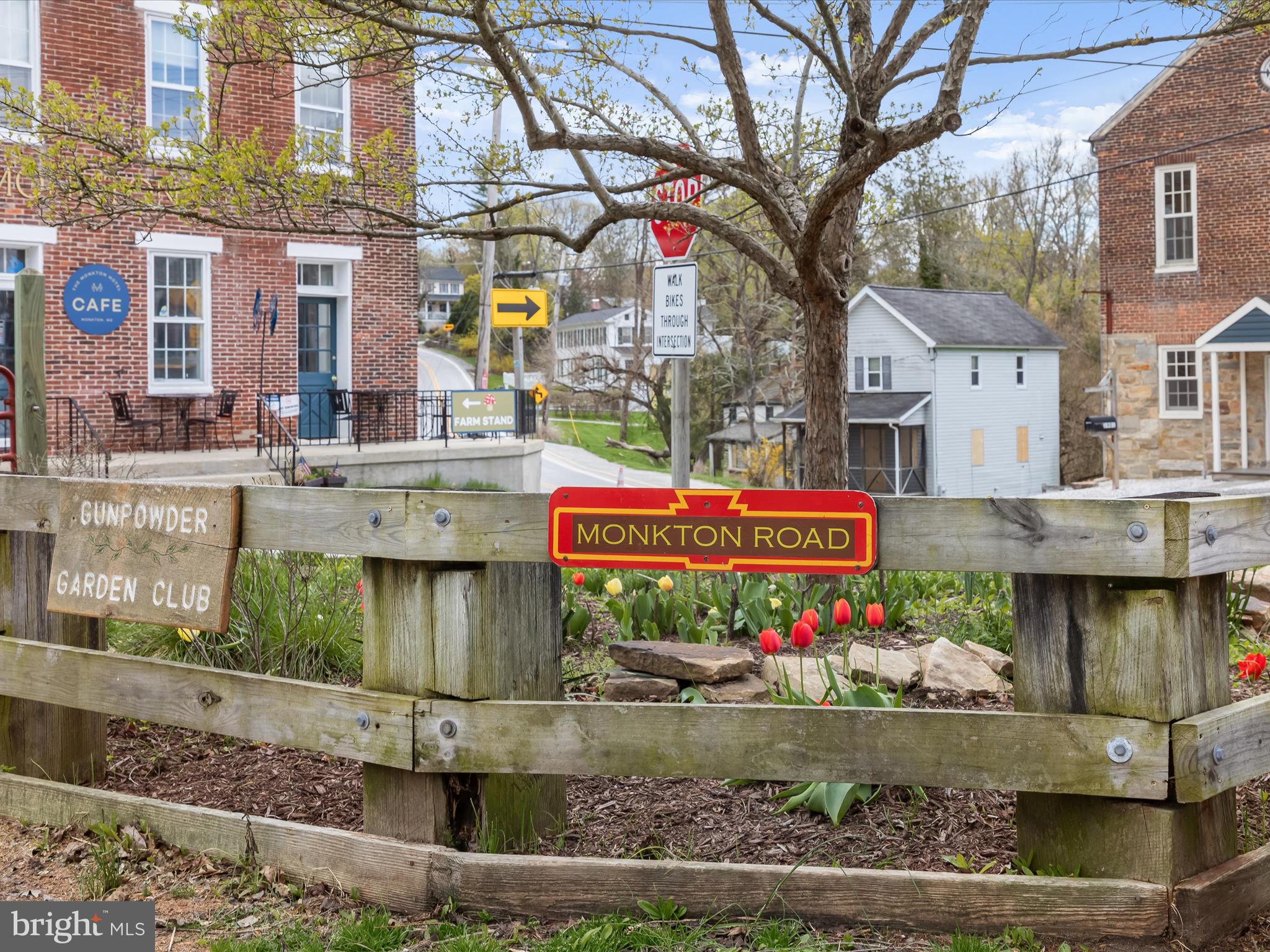 GRAYSTONE FARMS ESTATES - Residential