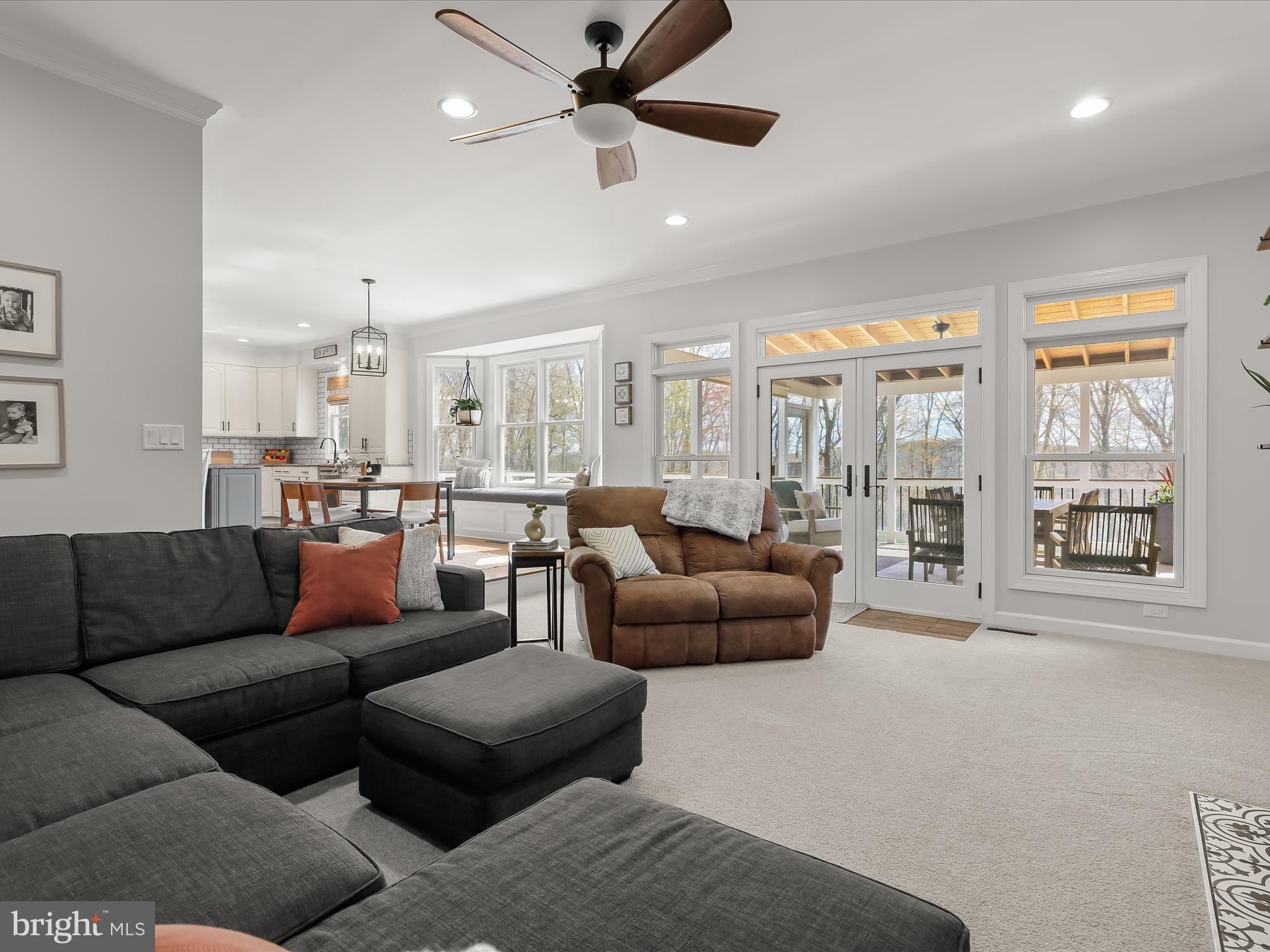 GRAYSTONE FARMS ESTATES - Residential