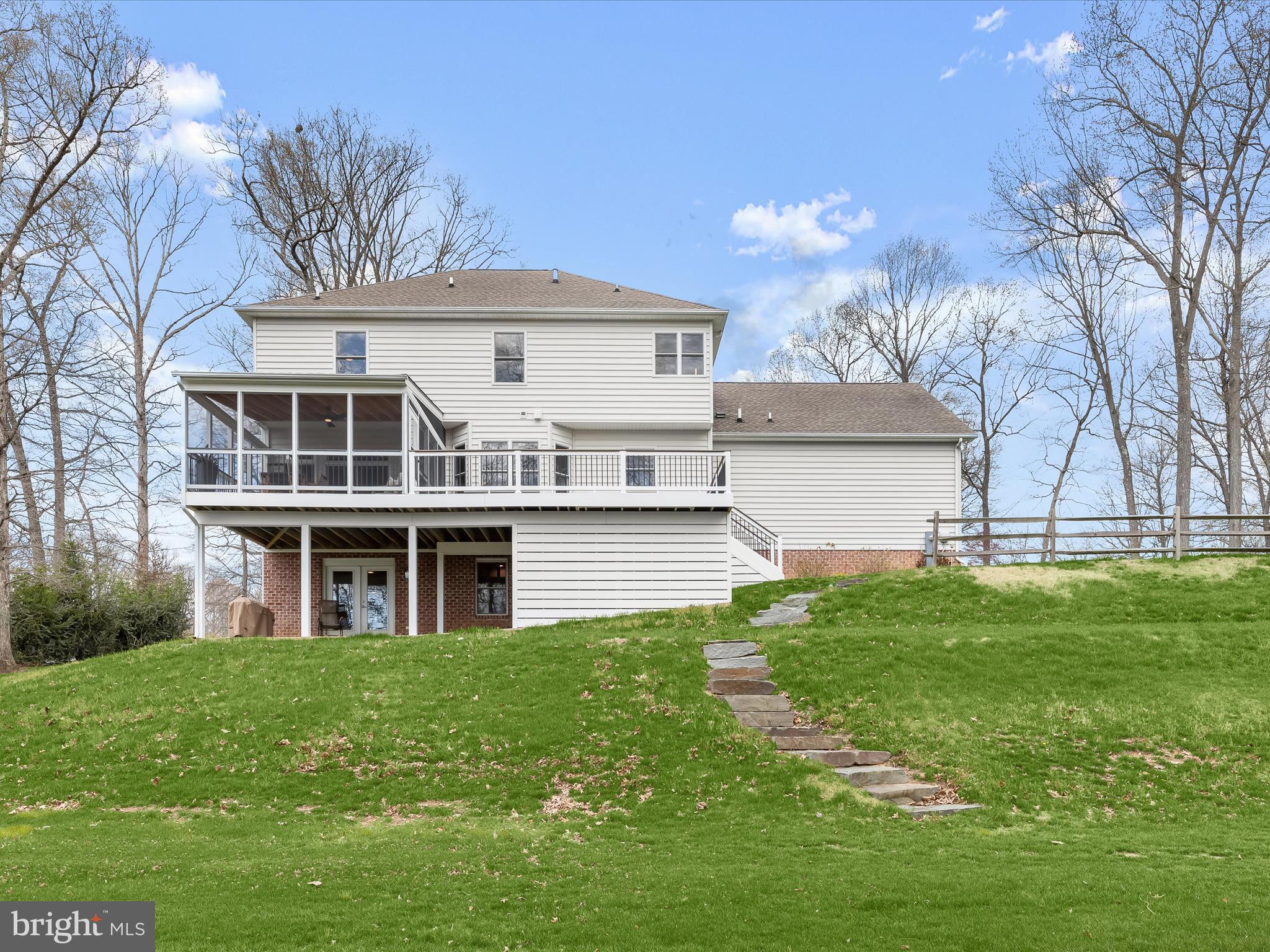 GRAYSTONE FARMS ESTATES - Residential