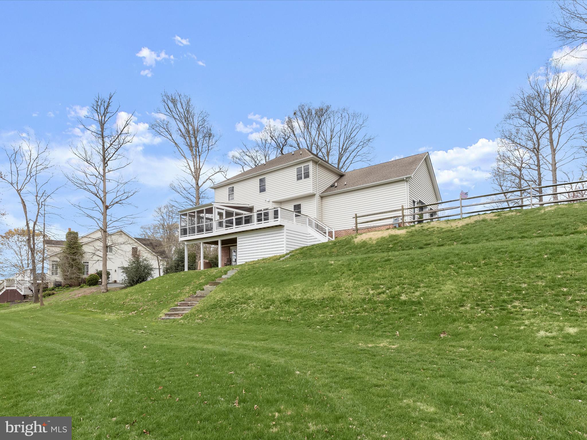 GRAYSTONE FARMS ESTATES - Residential