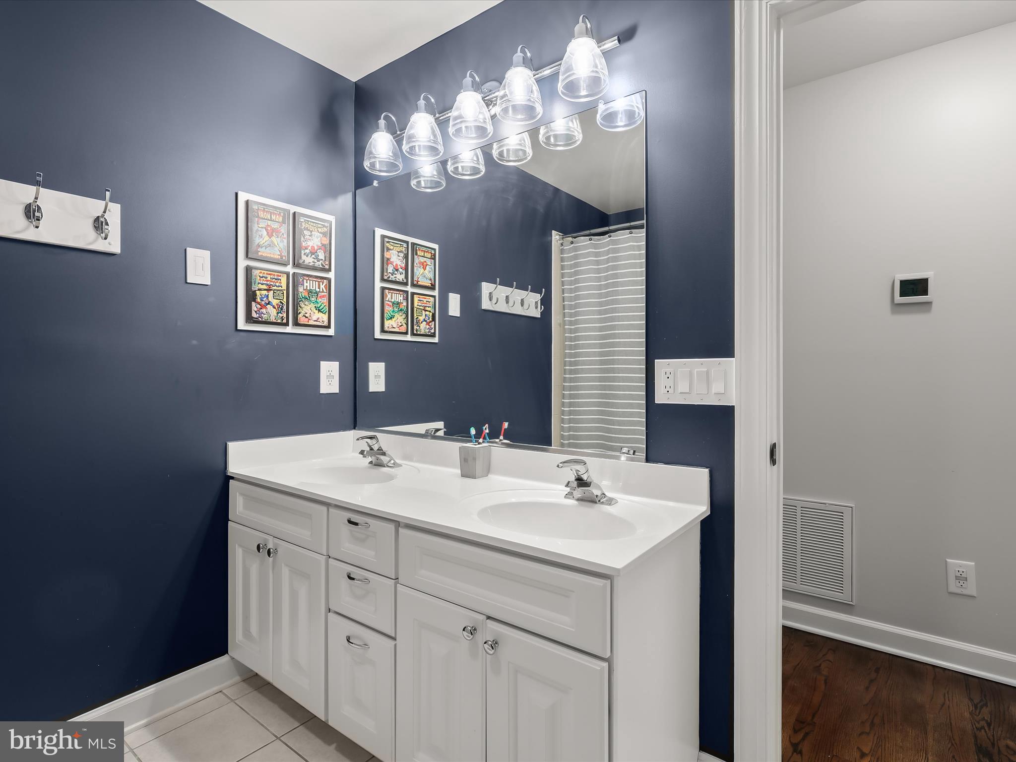 GRAYSTONE FARMS ESTATES - Residential