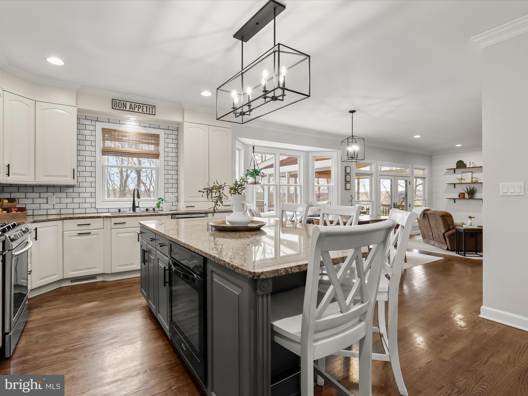 GRAYSTONE FARMS ESTATES - Residential