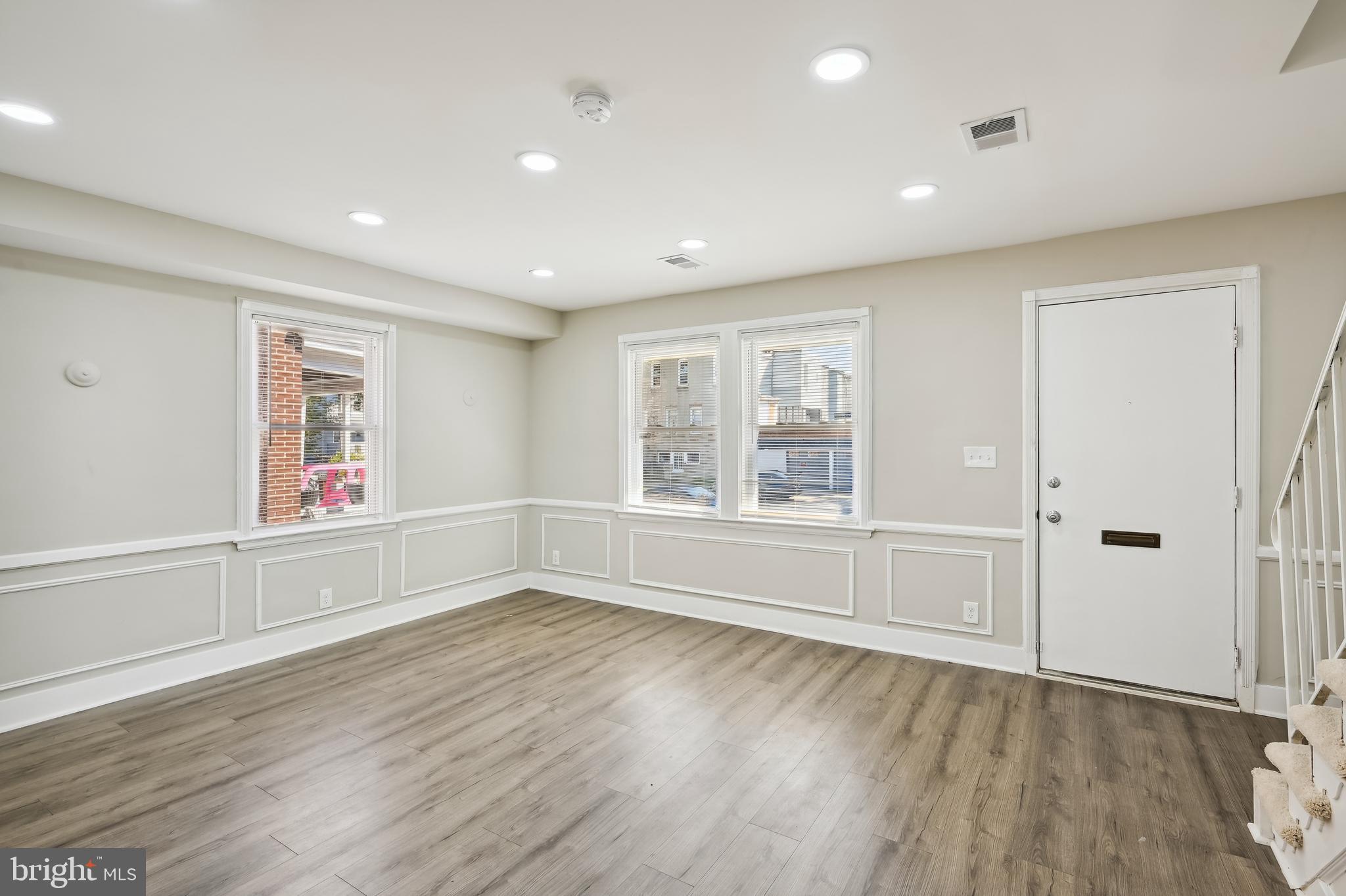 ROSEMONT - Residential Lease