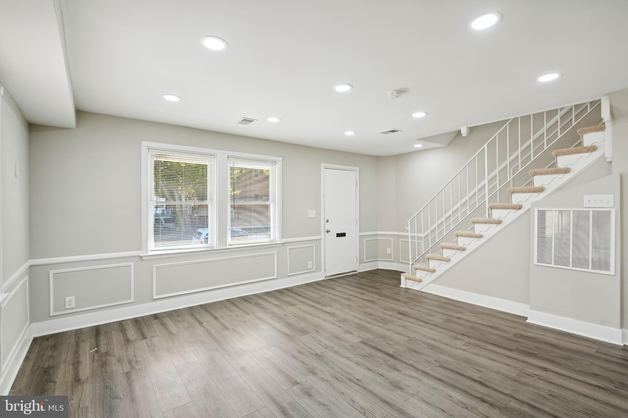 ROSEMONT - Residential Lease