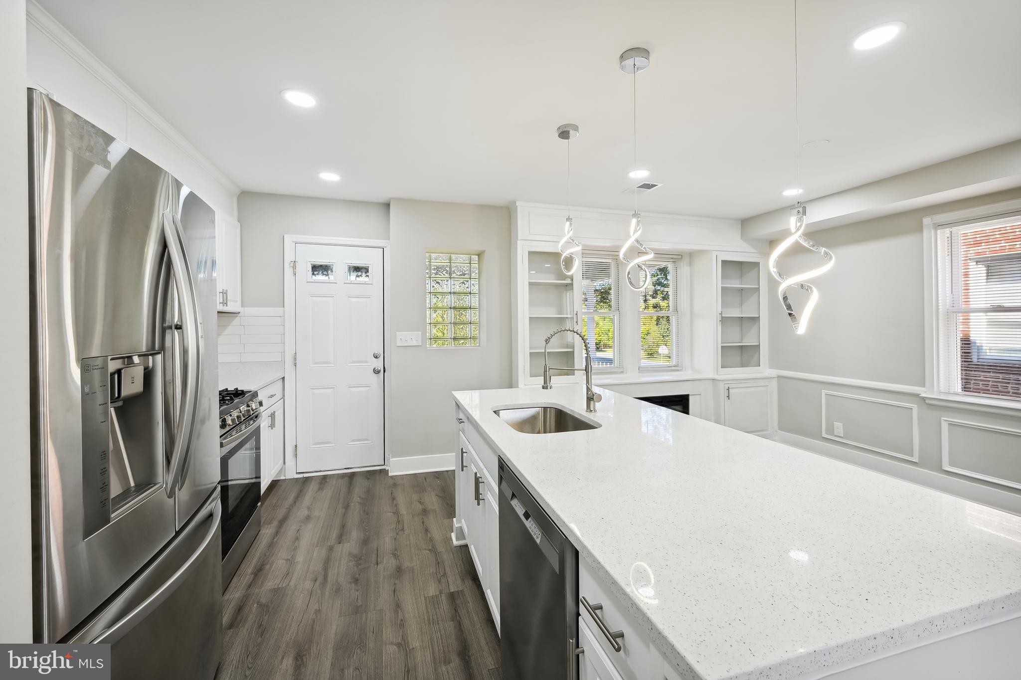 ROSEMONT - Residential Lease