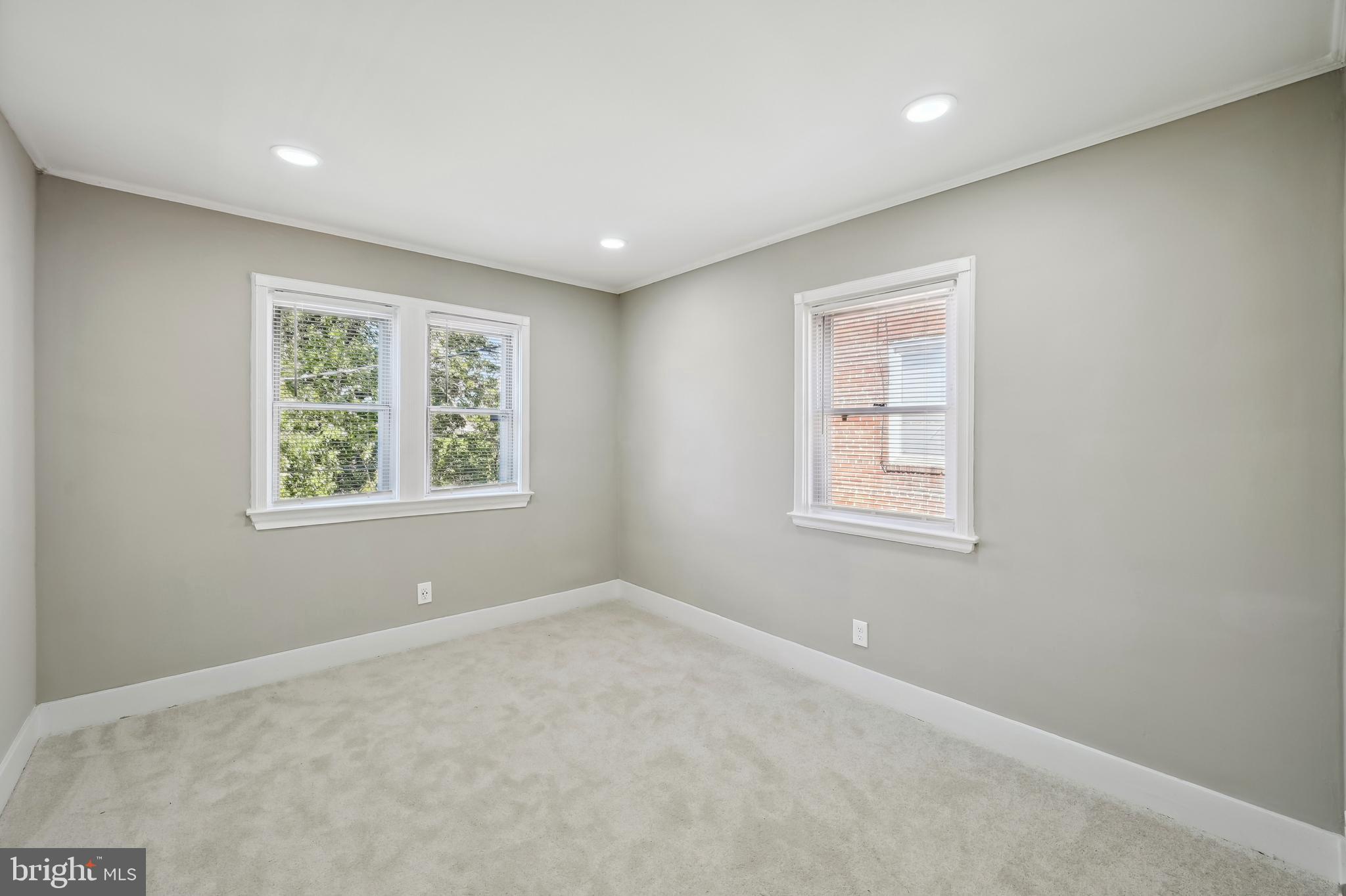 ROSEMONT - Residential Lease