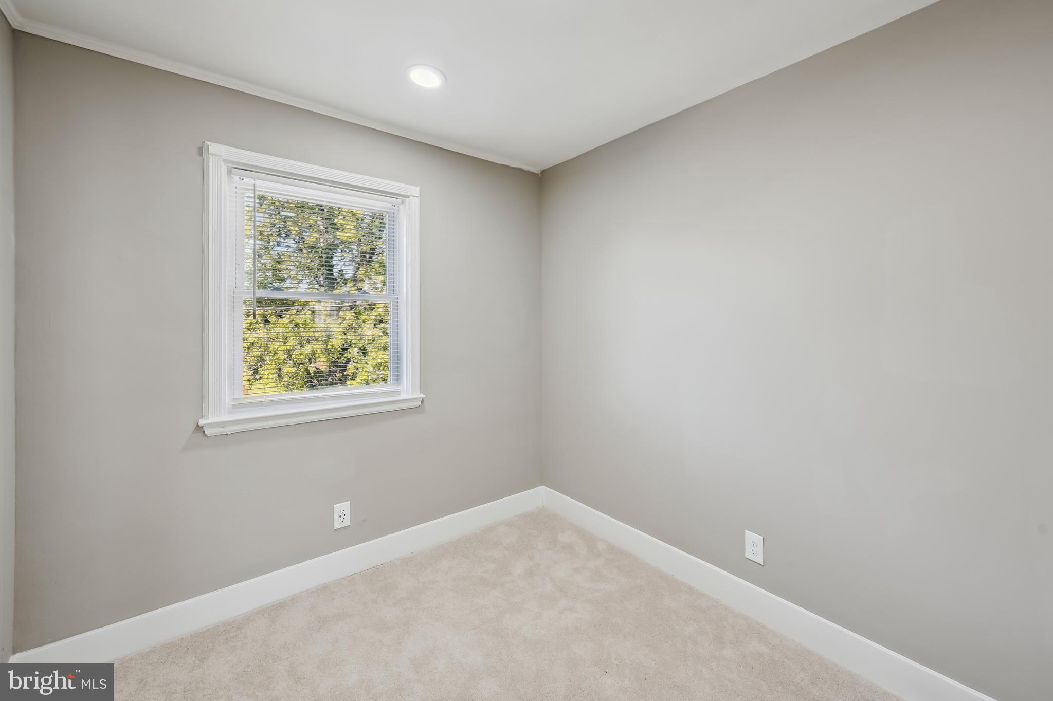 ROSEMONT - Residential Lease