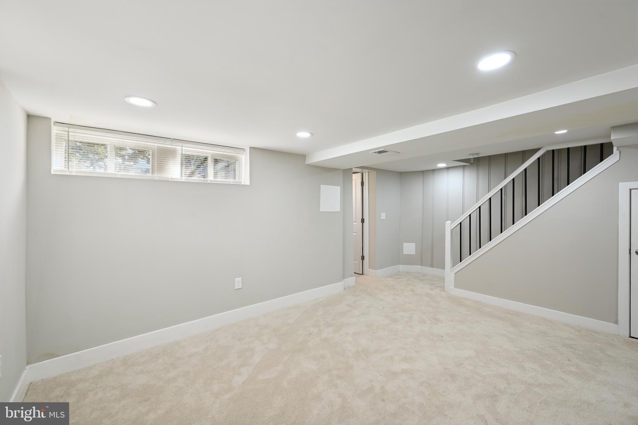 ROSEMONT - Residential Lease