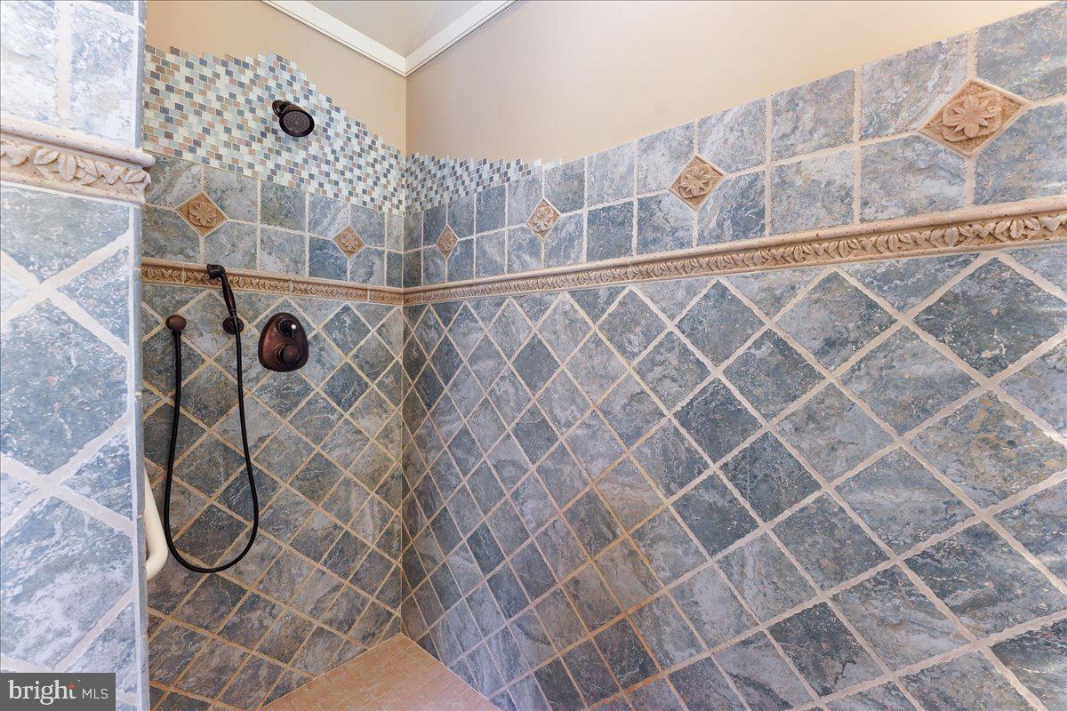 FOX RUN - Residential