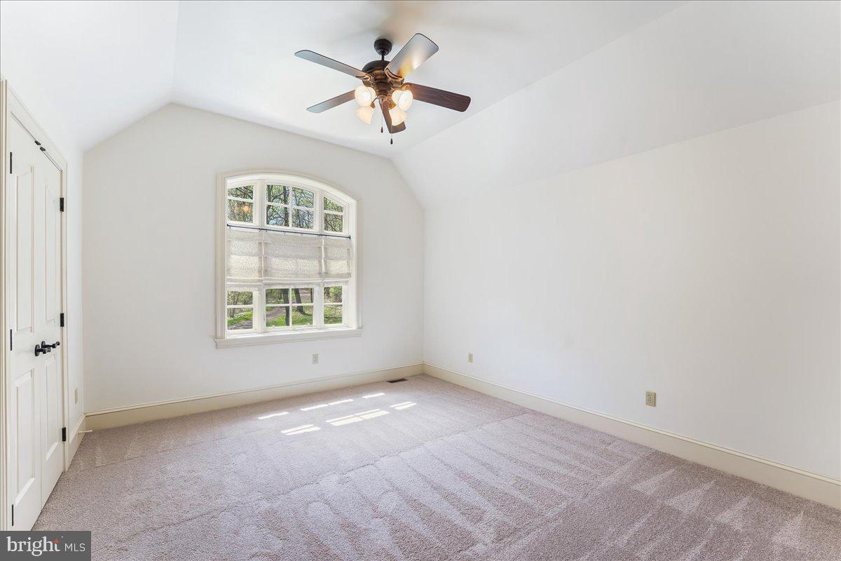 FOX RUN - Residential