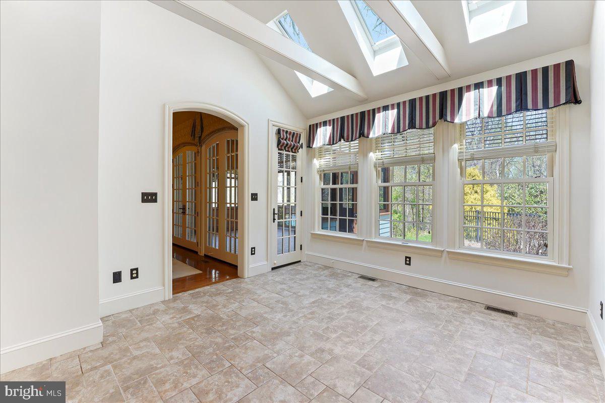 FOX RUN - Residential