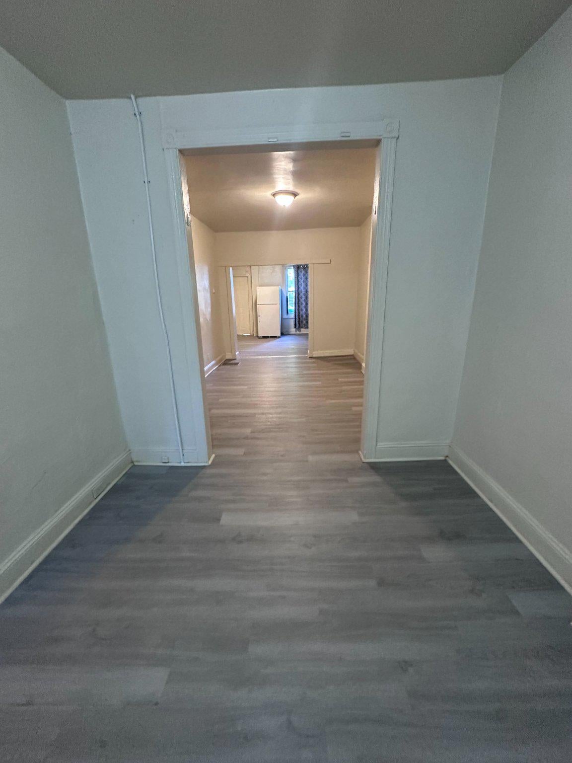2506 W PRATT STREET W
