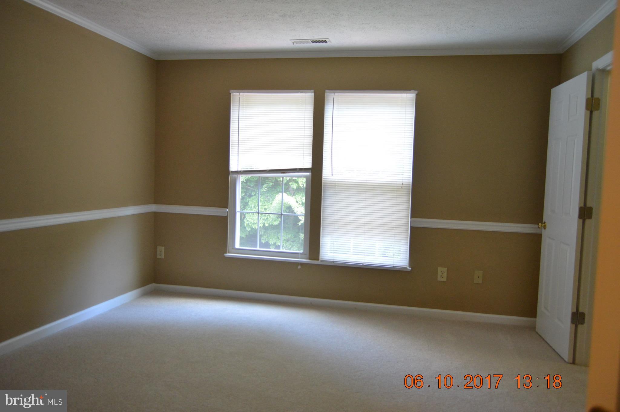 VILLAGE OF THOMAS RUN - Residential Lease