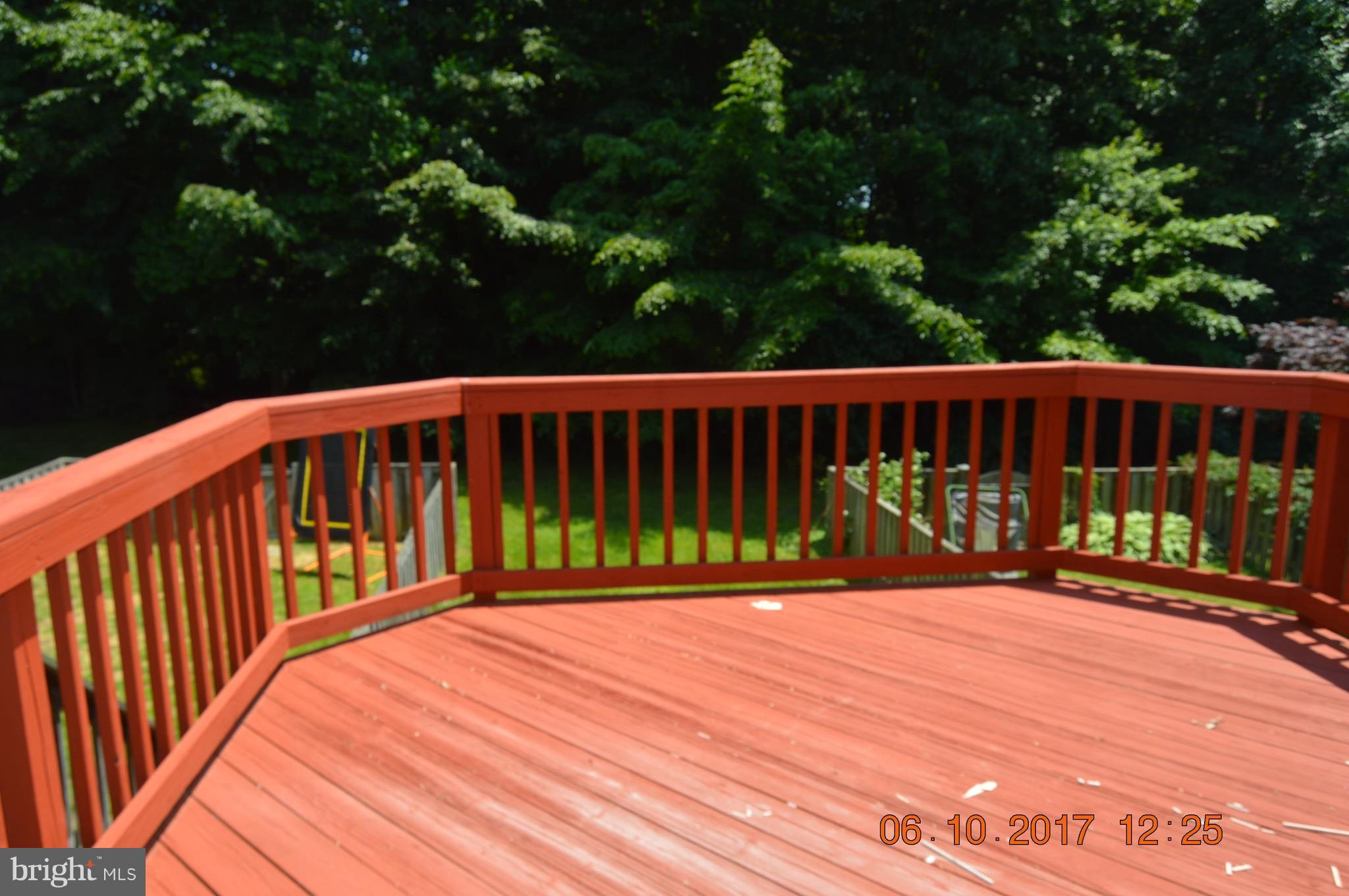 VILLAGE OF THOMAS RUN - Residential Lease