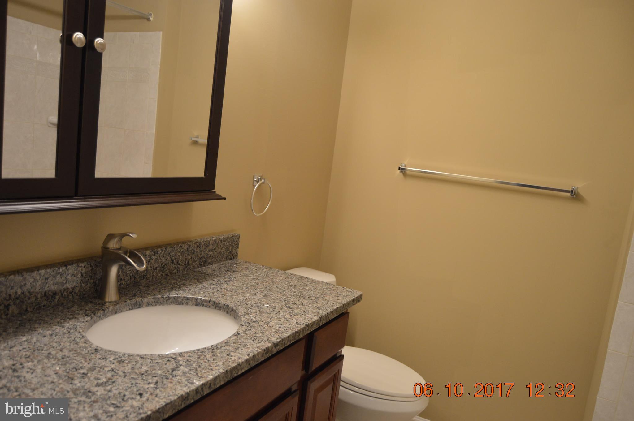 VILLAGE OF THOMAS RUN - Residential Lease