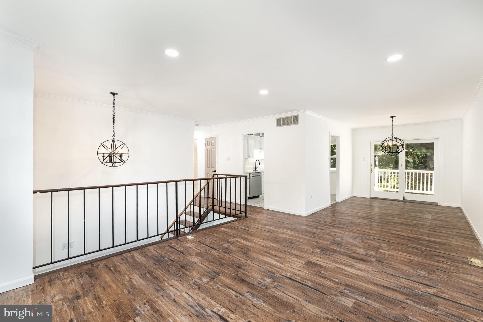 GREENBRIAR WOODS - Residential