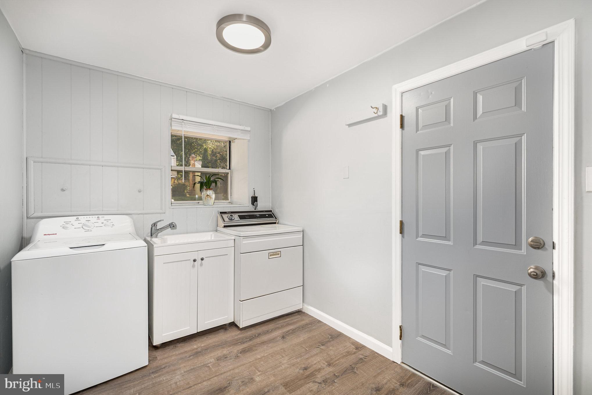 GREENBRIAR WOODS - Residential