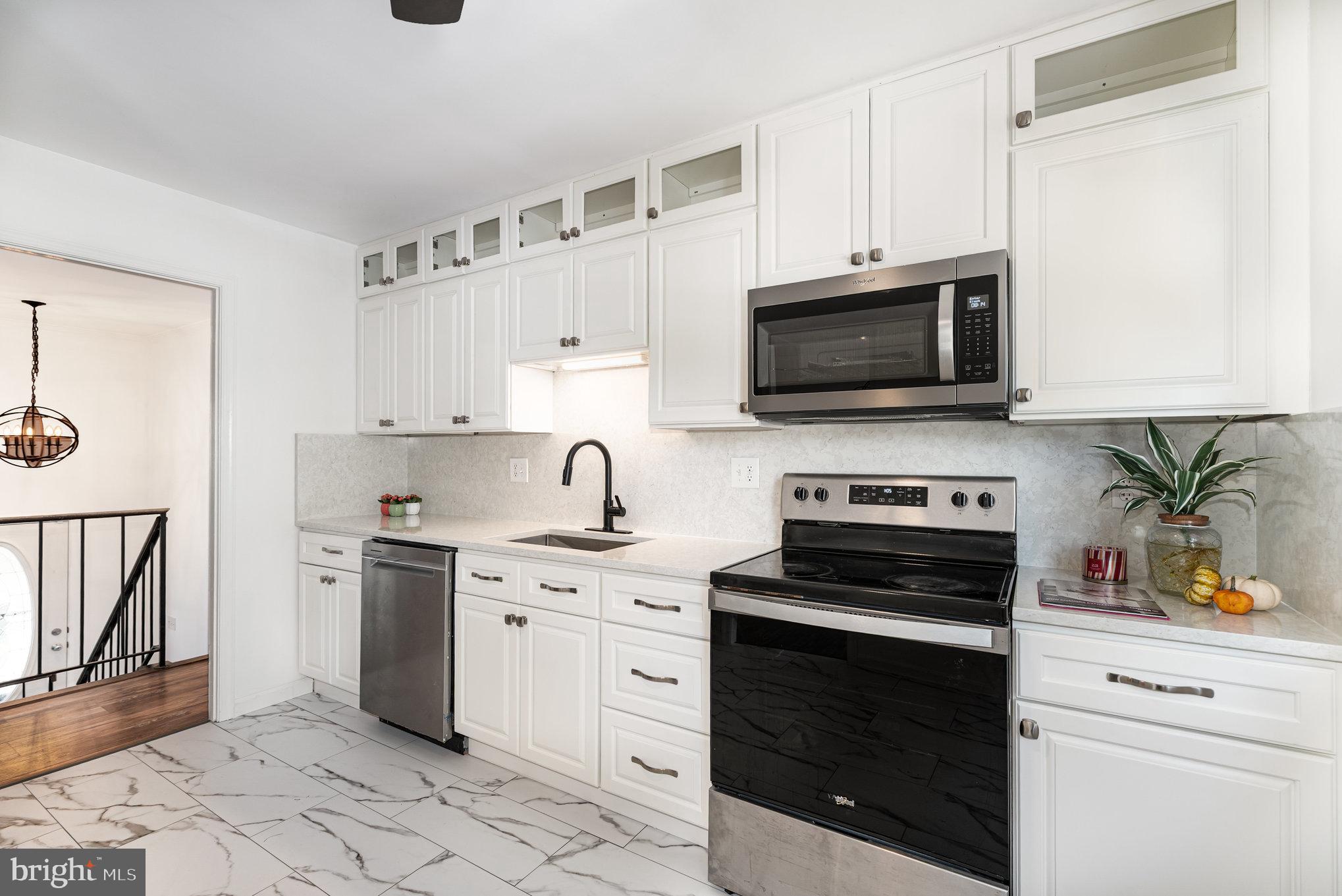 GREENBRIAR WOODS - Residential