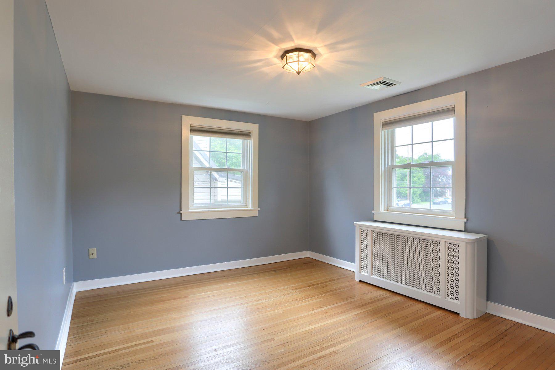 CUMBERLAND MANOR - Residential