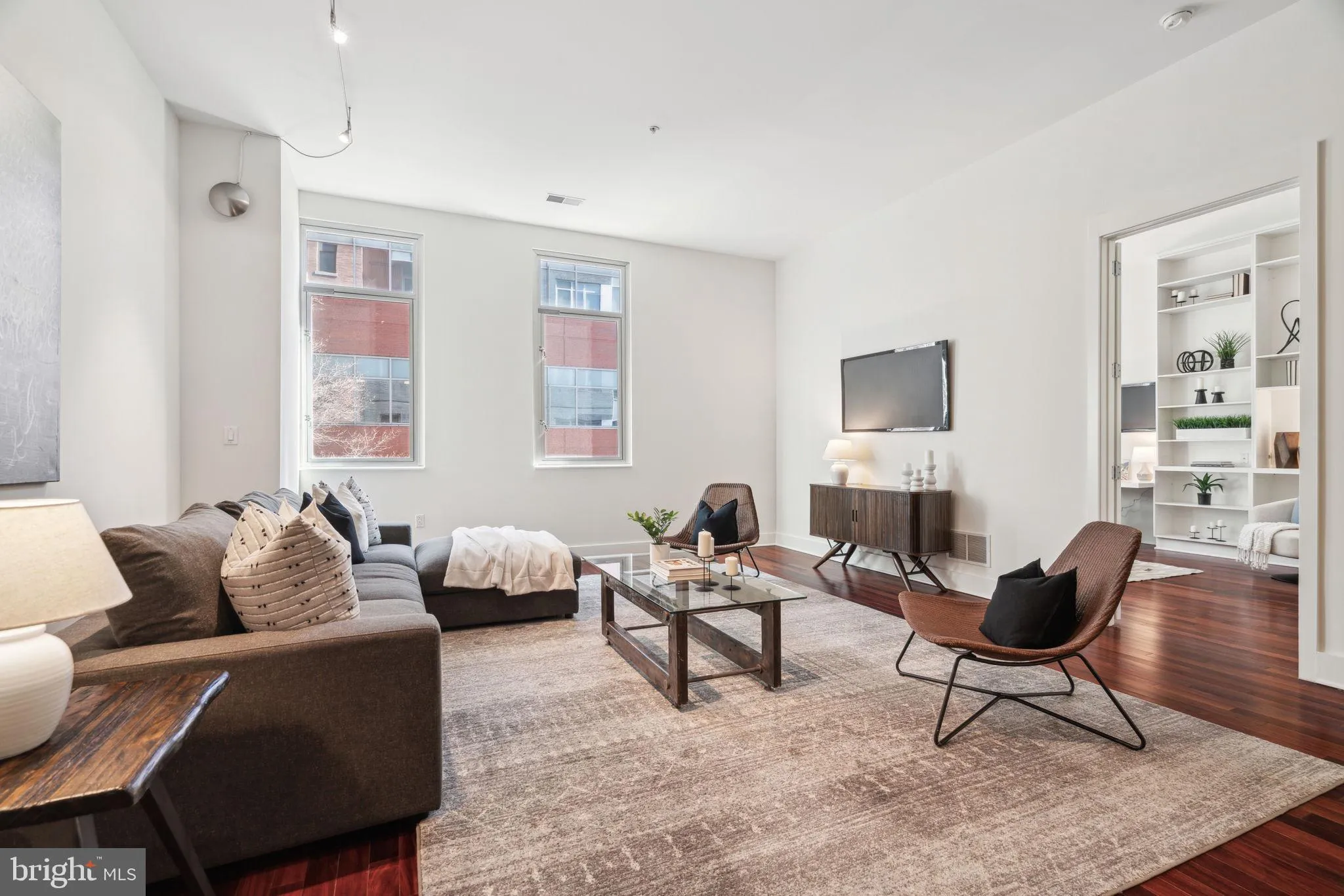 Philadelphia, Pennsylvania 19107, United States, 2 Bedrooms Bedrooms, ,2 BathroomsBathrooms,Residential,Active,114455