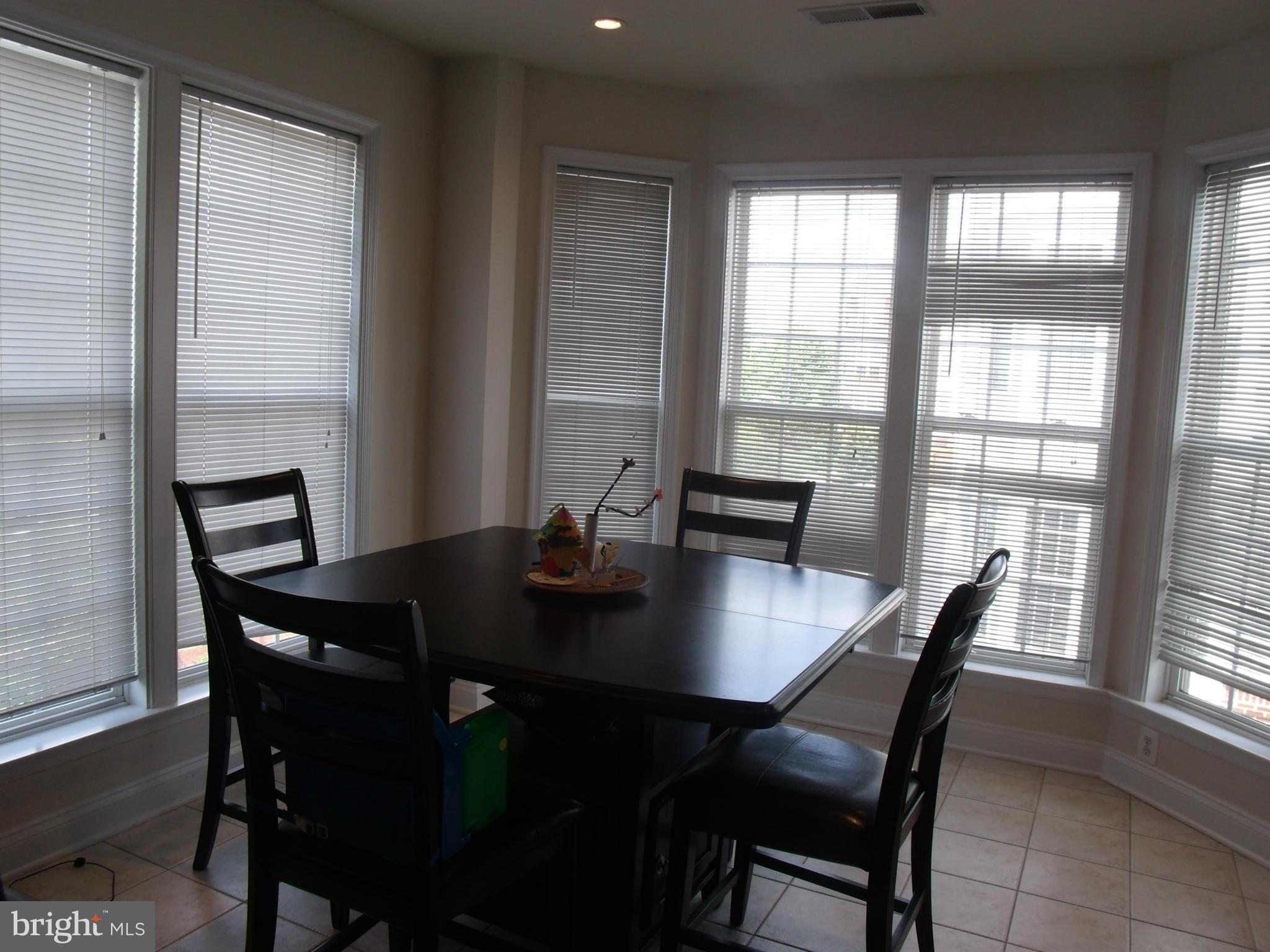 KING FARM VILLAGE - Residential Lease