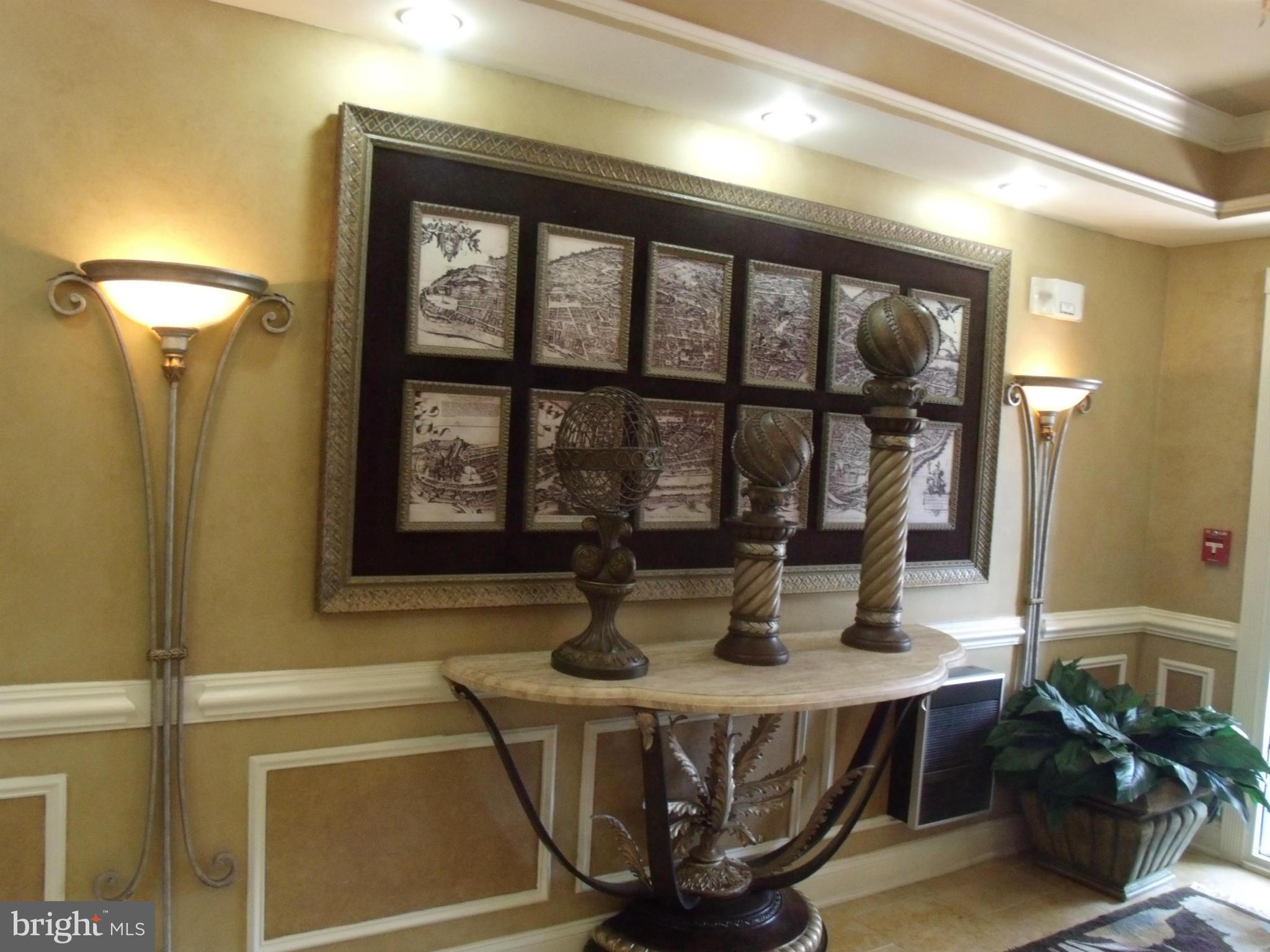 KING FARM VILLAGE - Residential Lease